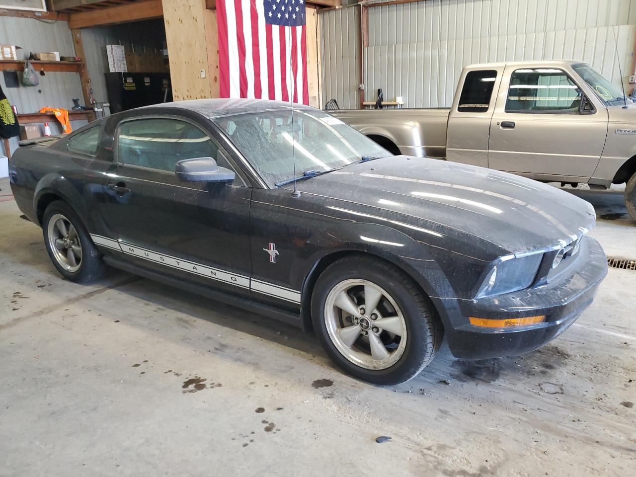 2008 Ford Mustang - Image 4