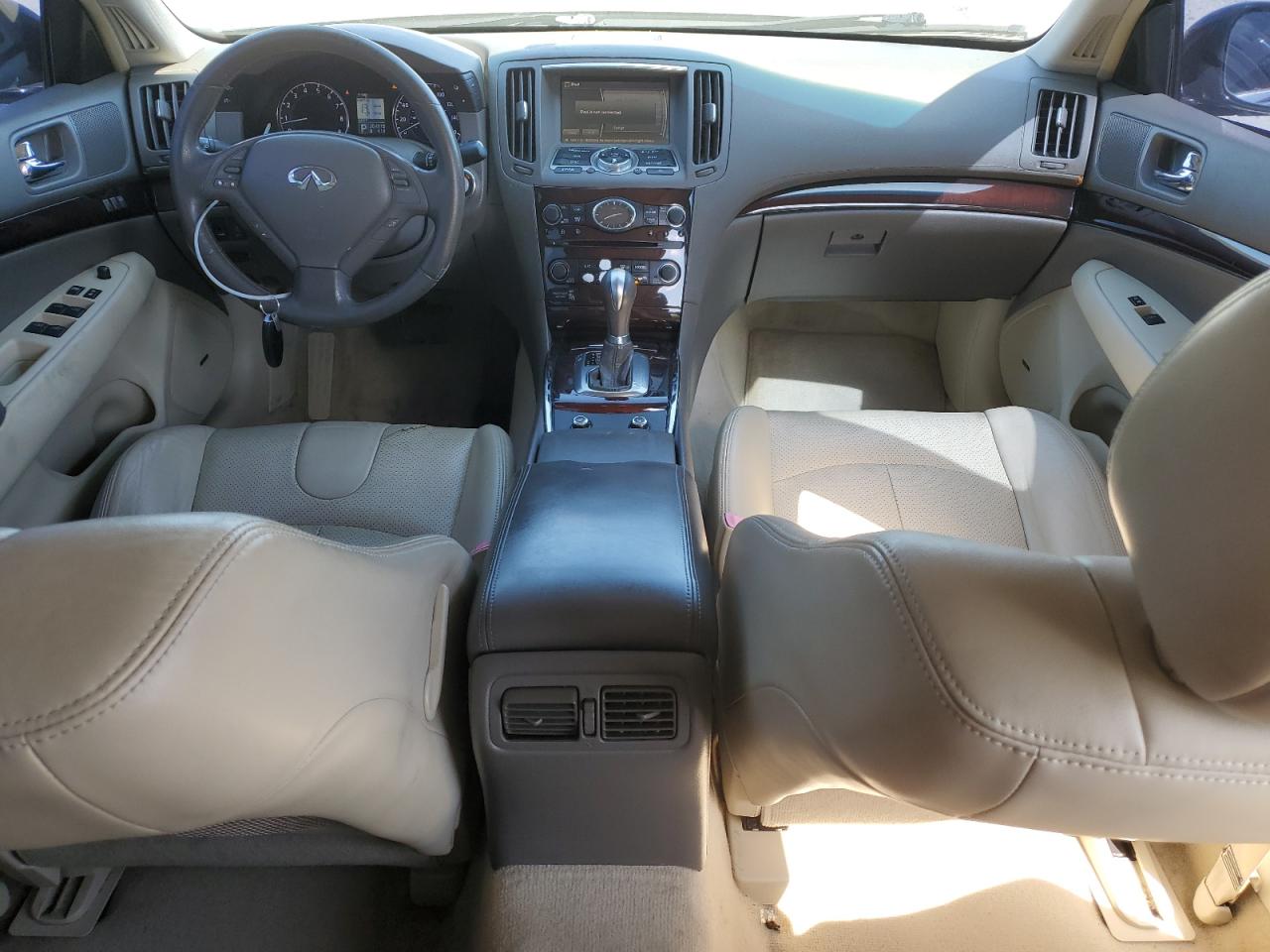 2011 Infiniti G - Image 8