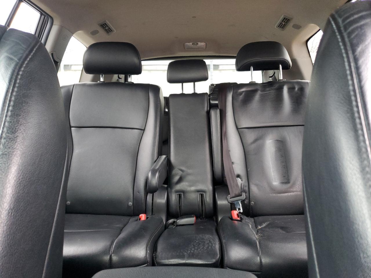 2013 Toyota Highlander - Image 10