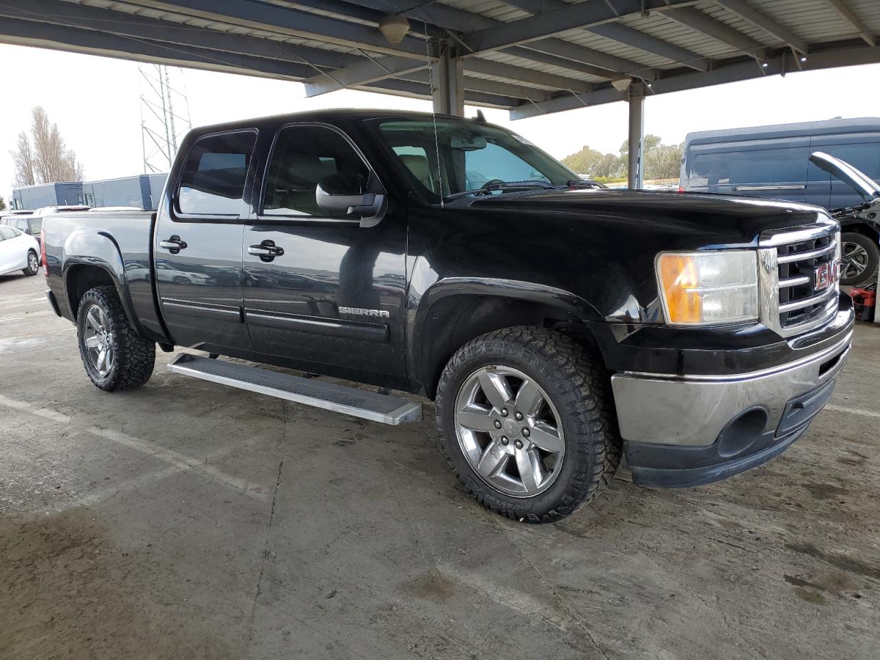 2012 GMC Sierra - Image 4