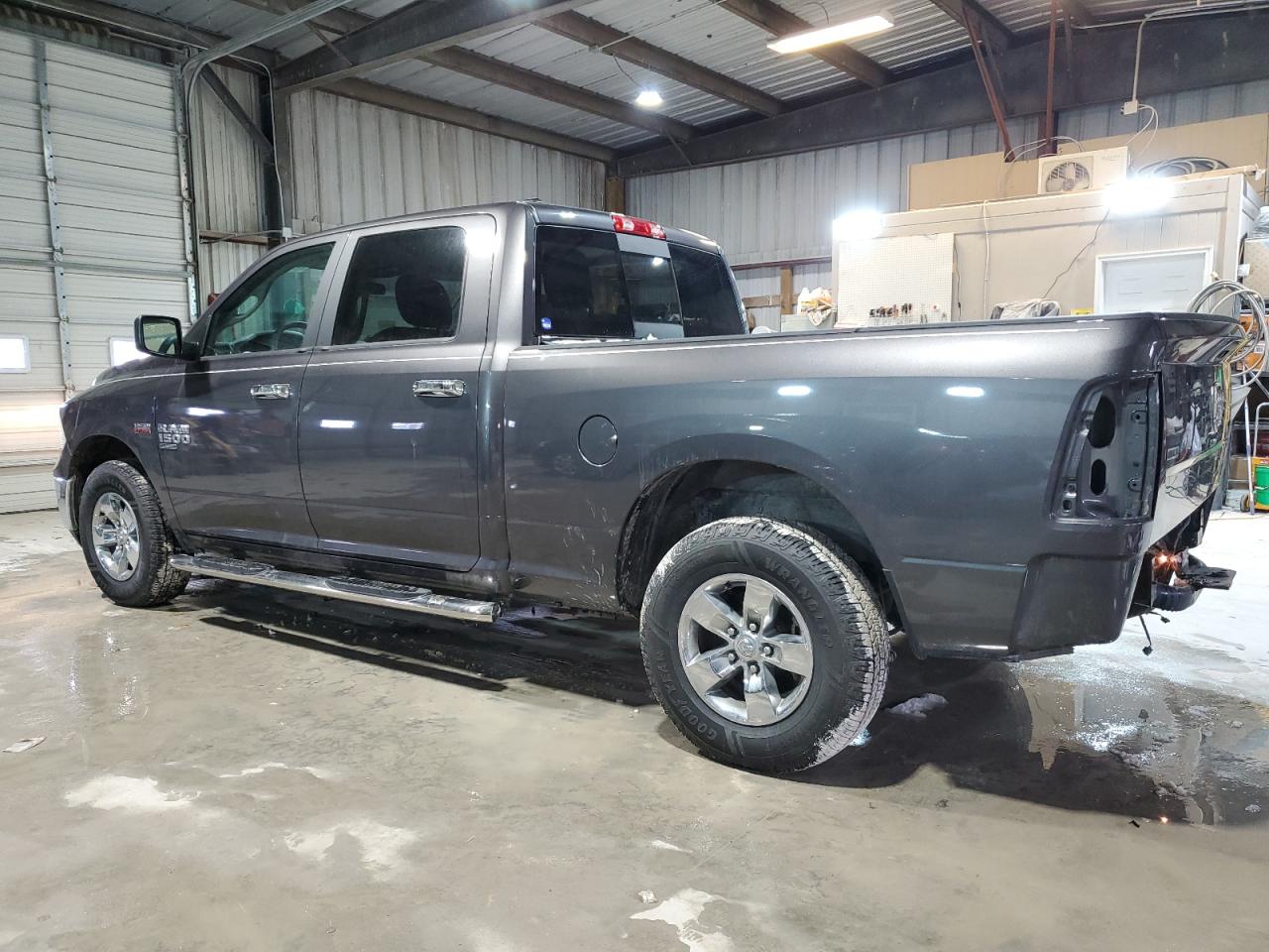2019 RAM 1500 - Image 2