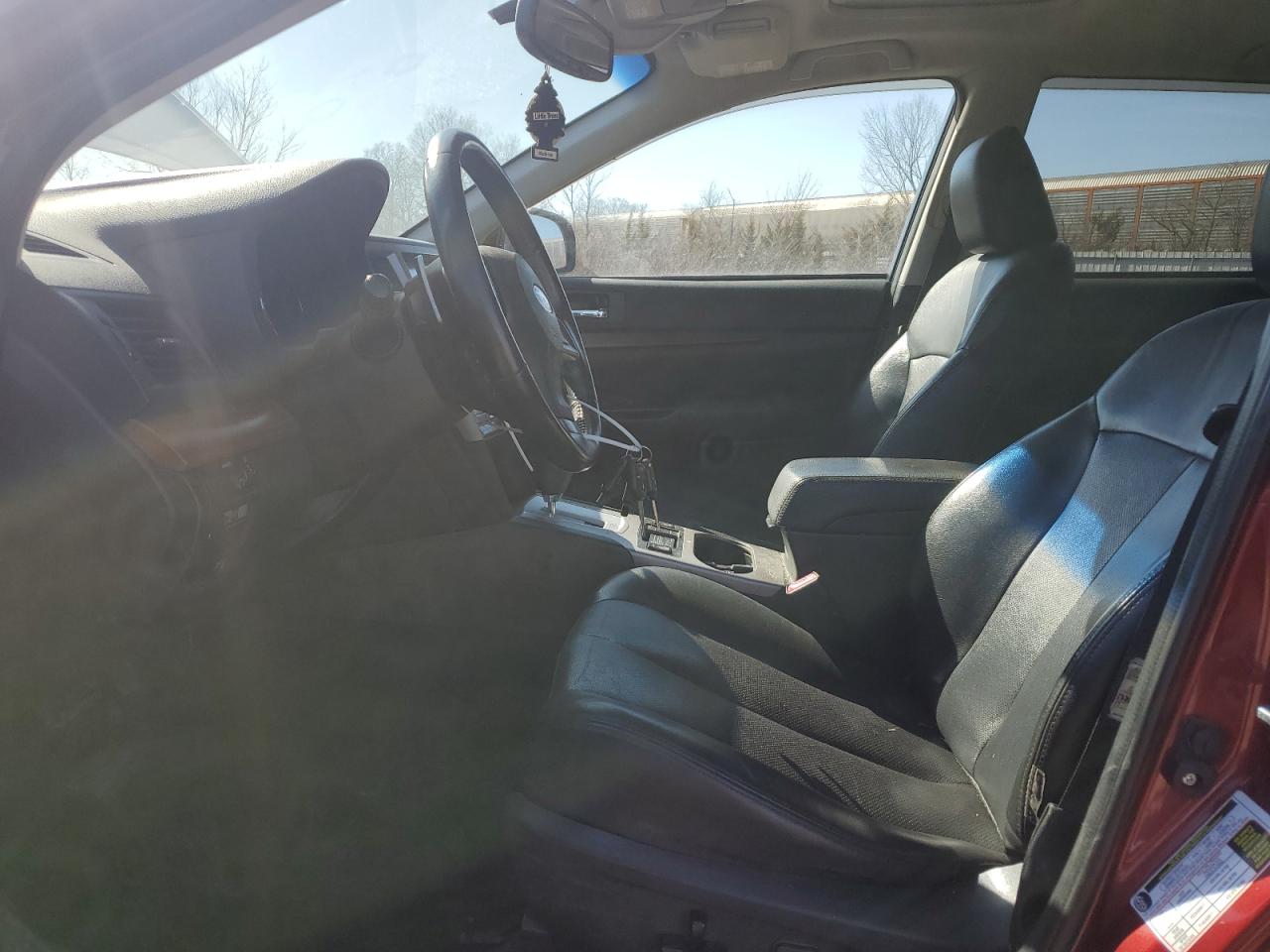 2014 Subaru Outback - Image 7