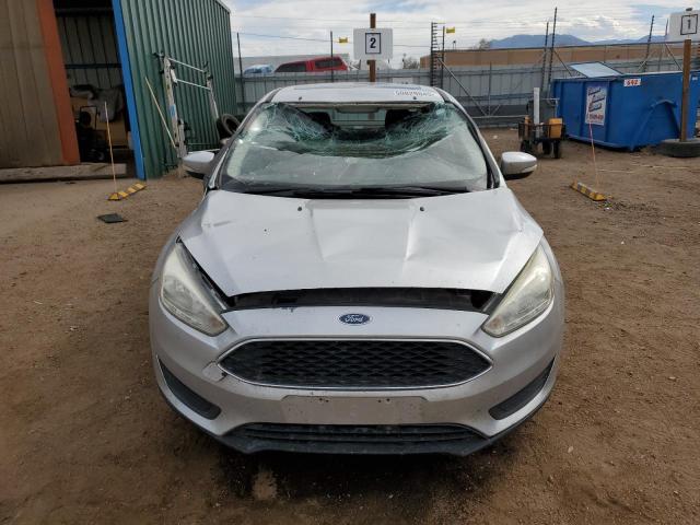 Sedans FORD FOCUS 2016 Srebrny