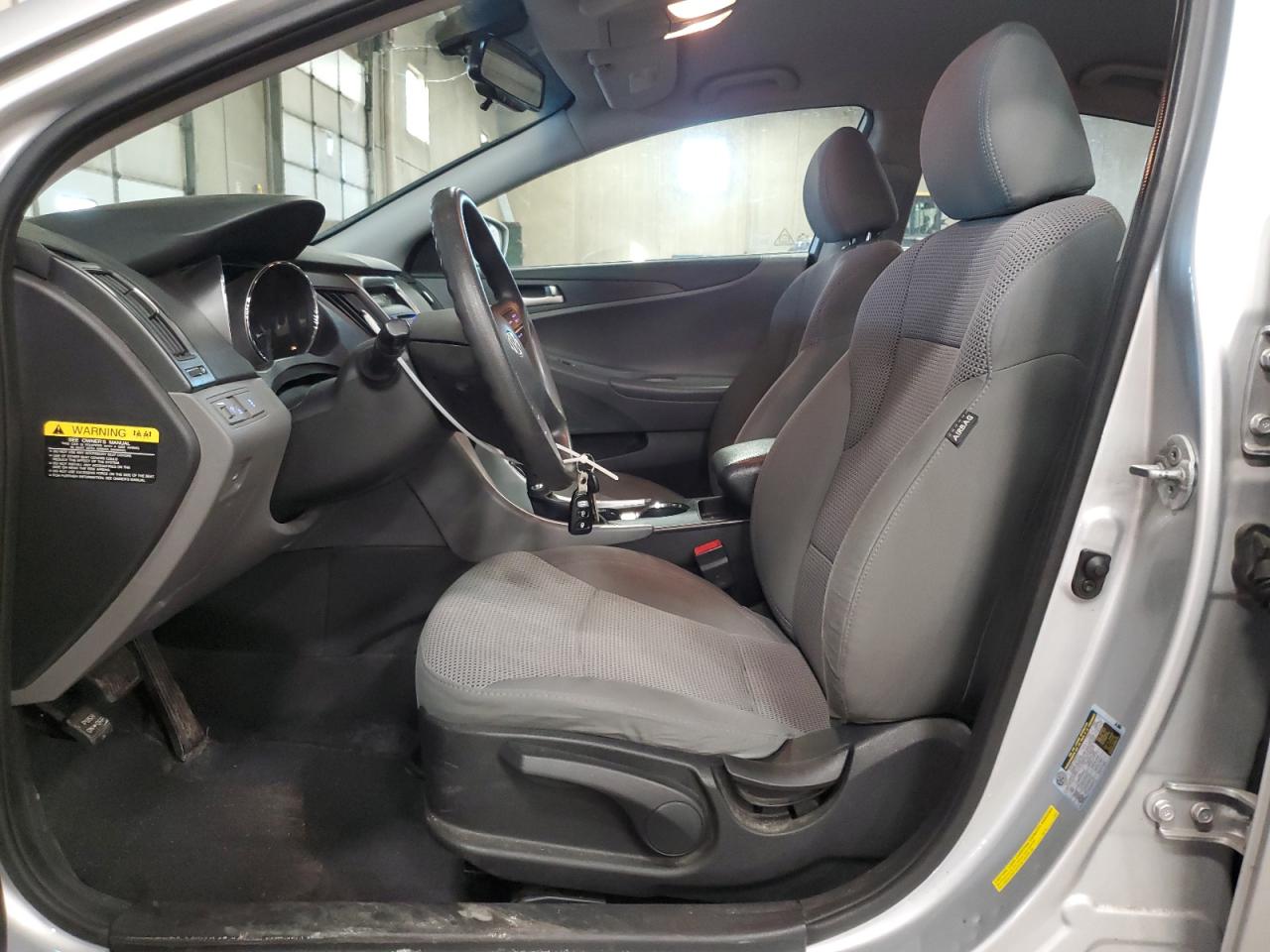 2014 Hyundai Sonata - Image 7