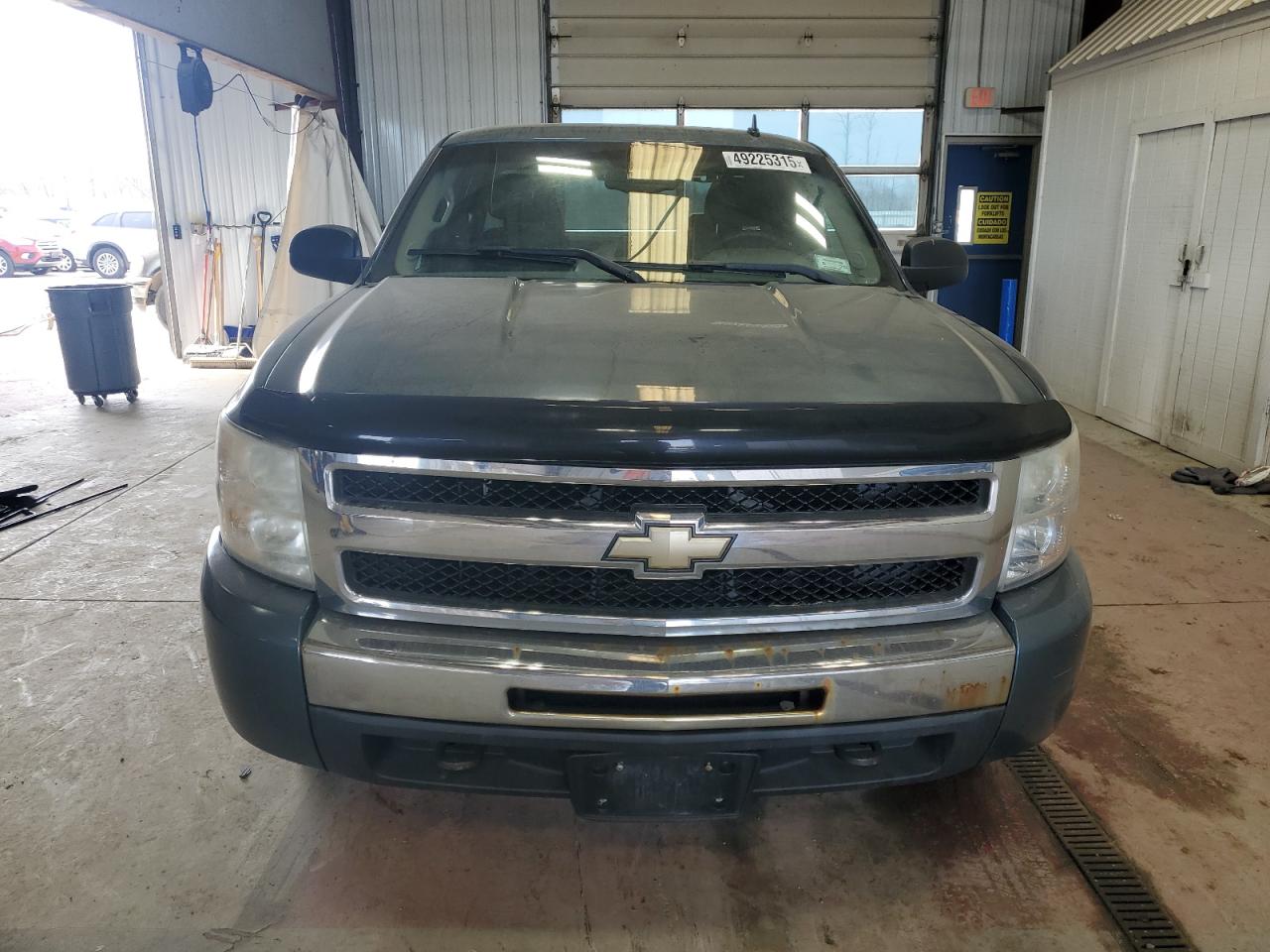 2010 Chevrolet Silverado - Image 5