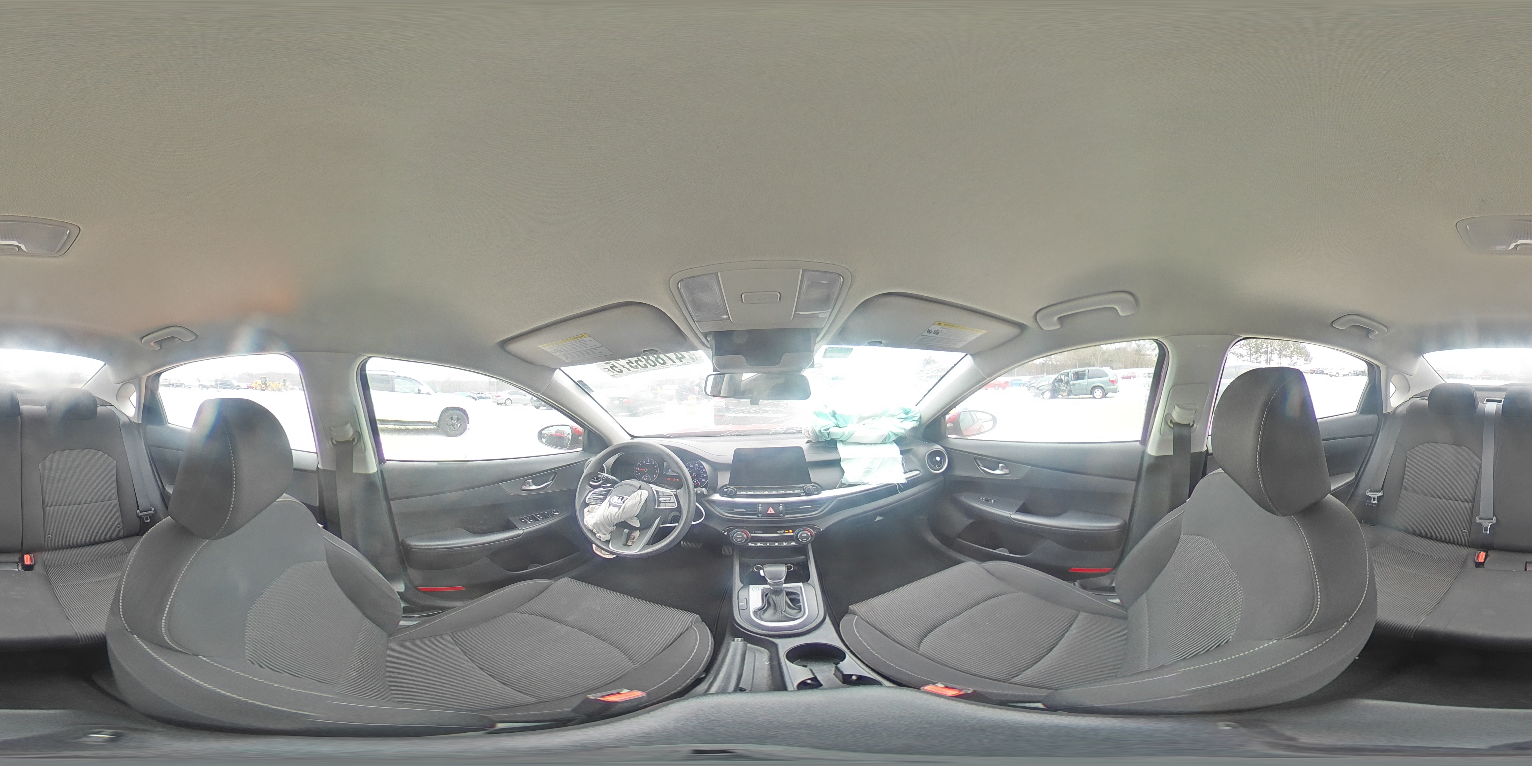 2019 Kia Forte - Image 12