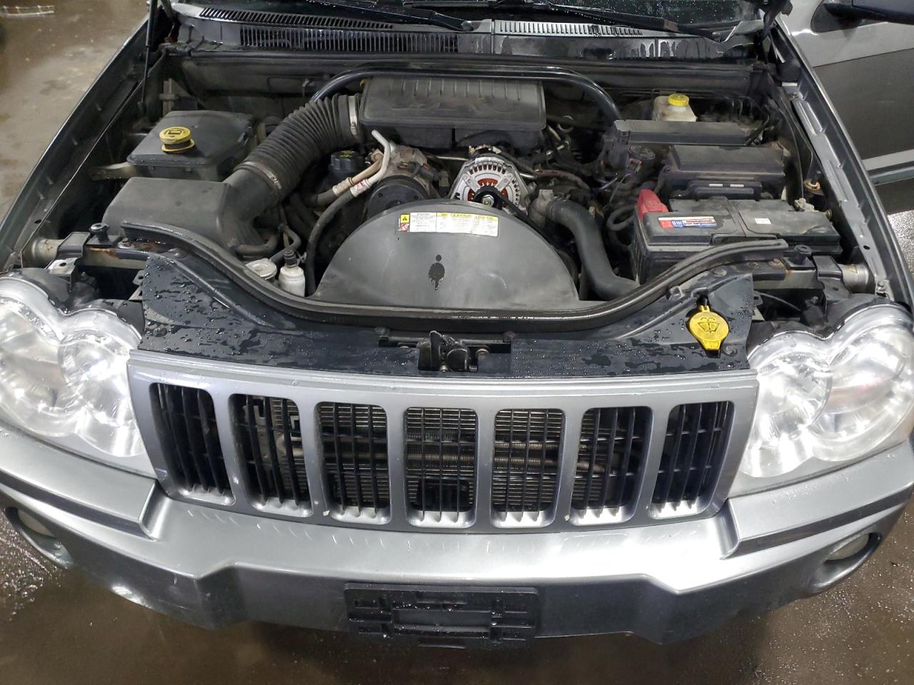 2007 Jeep Grand Cherokee - Image 12