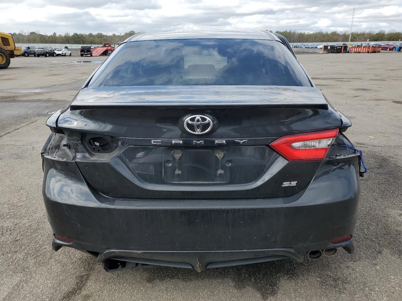2018 Toyota Camry L VIN: 4T1B11HK1JU041485 Lot: 48062855