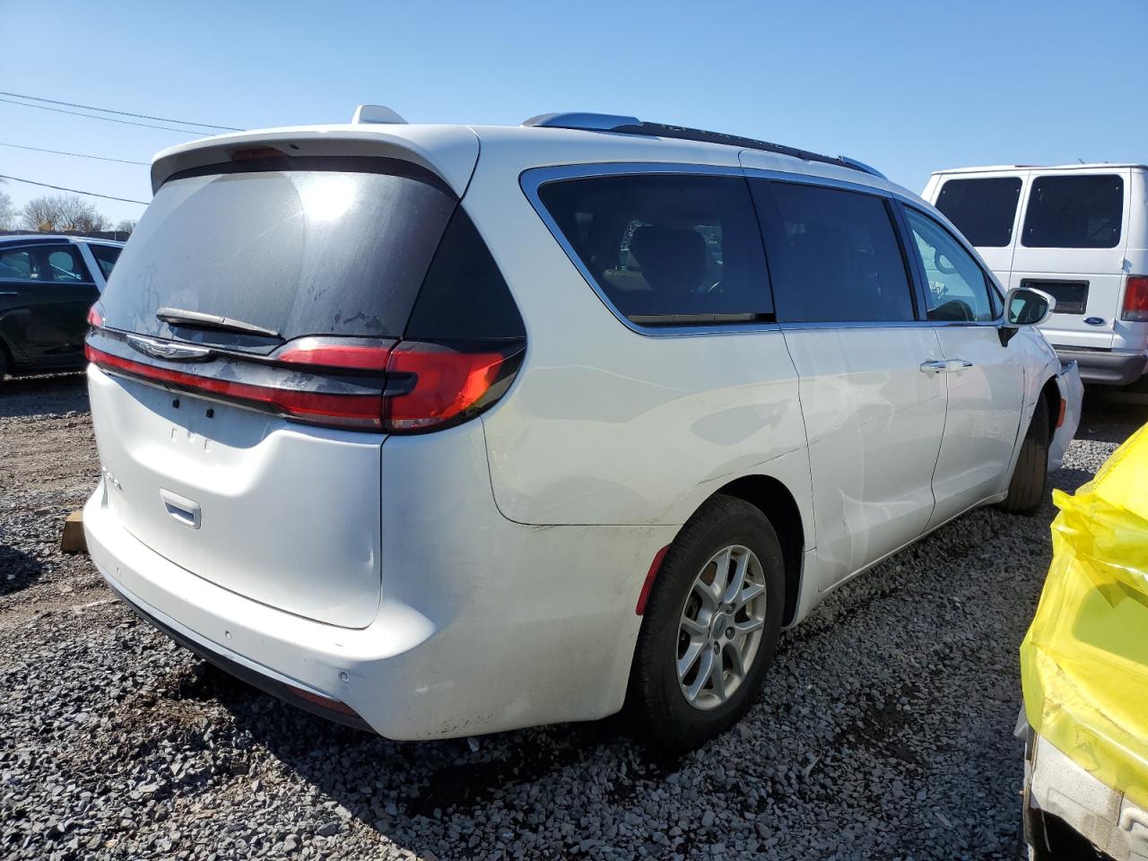 2021 Chrysler Pacifica - Image 3