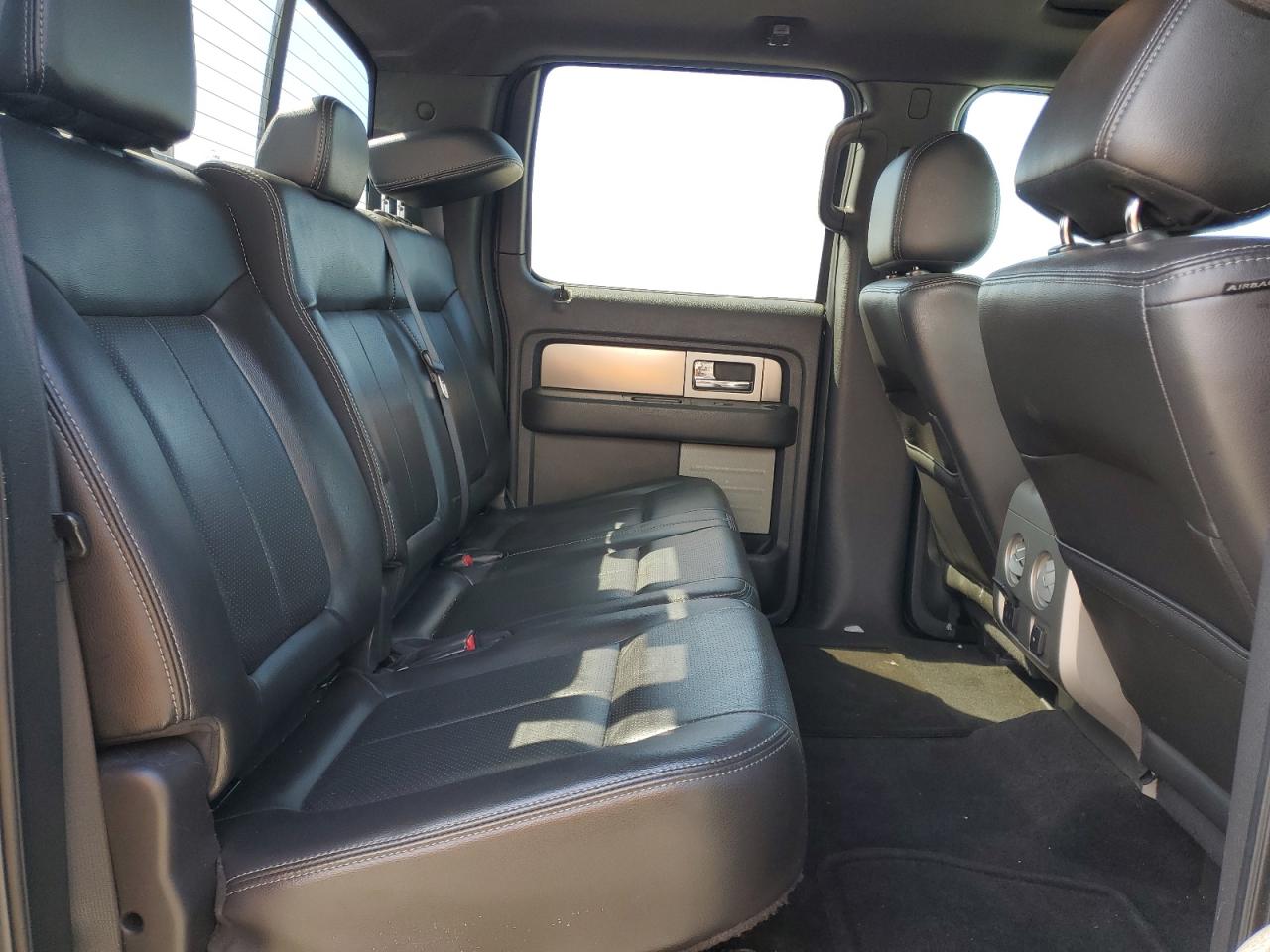 2013 Ford F-150 - Image 10