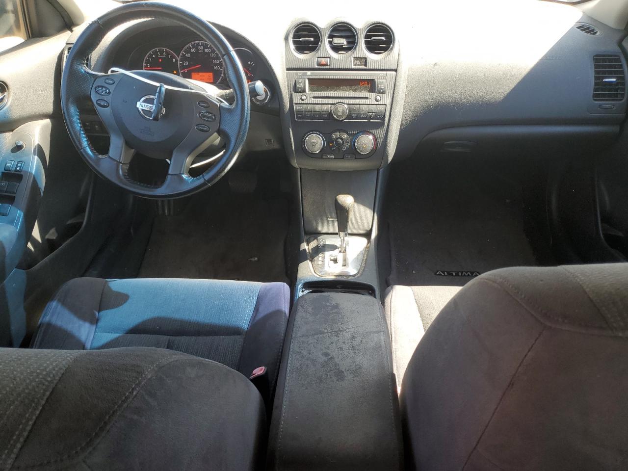 2011 Nissan Altima - Image 8
