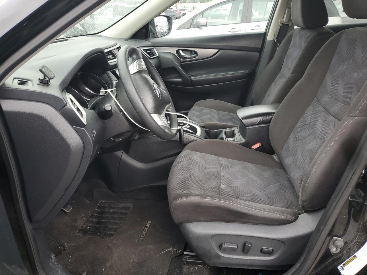 2015 Nissan Rogue - Image 7