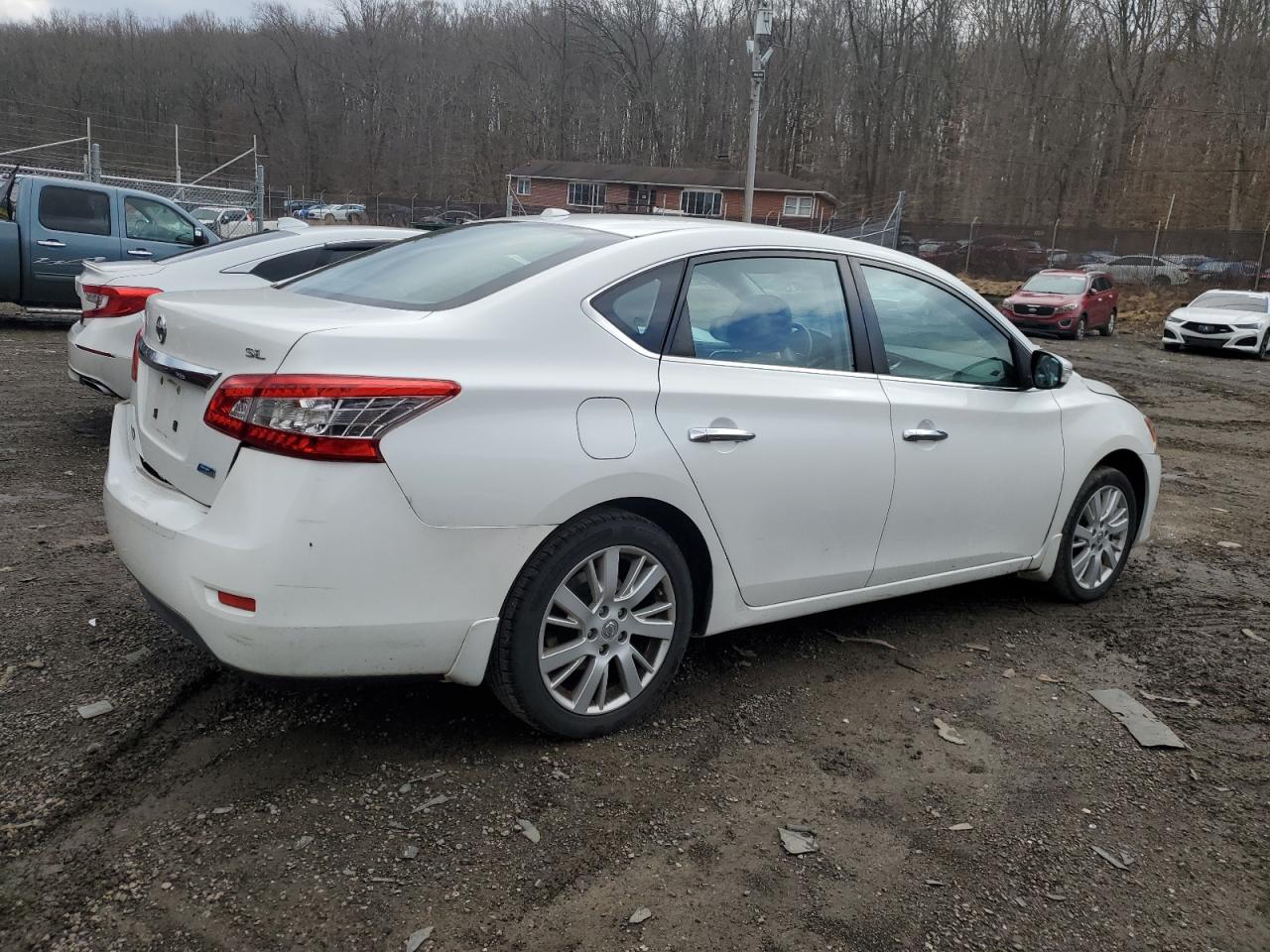 2013 Nissan Sentra - Image 3