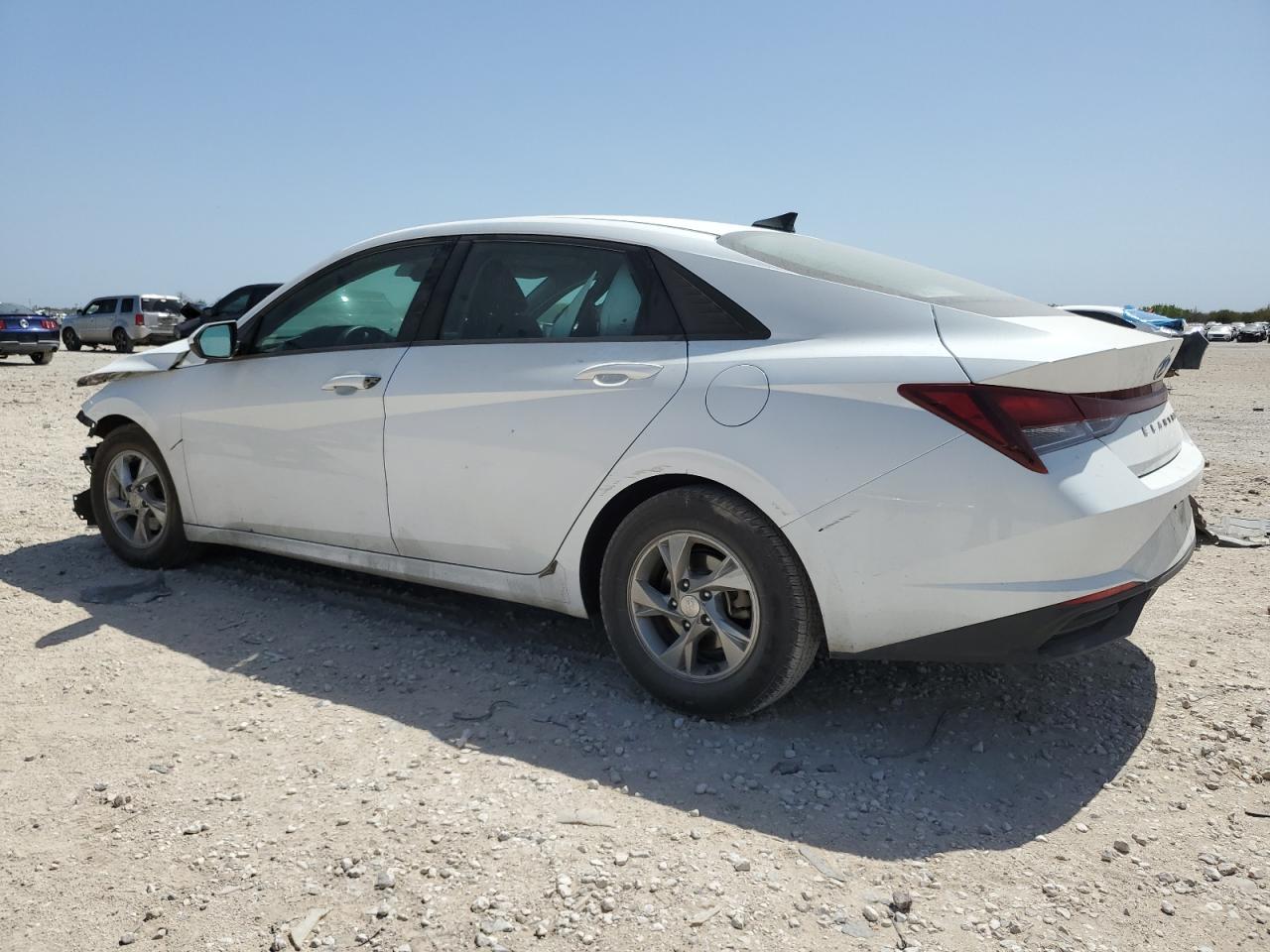 2021 Hyundai Elantra - Image 2