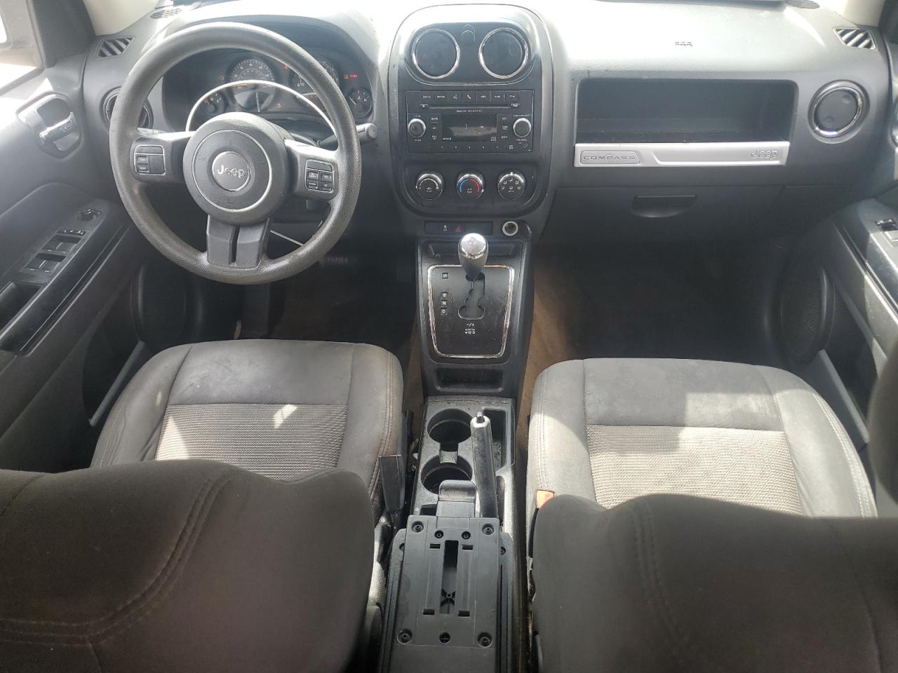 2016 Jeep Compass - Image 8