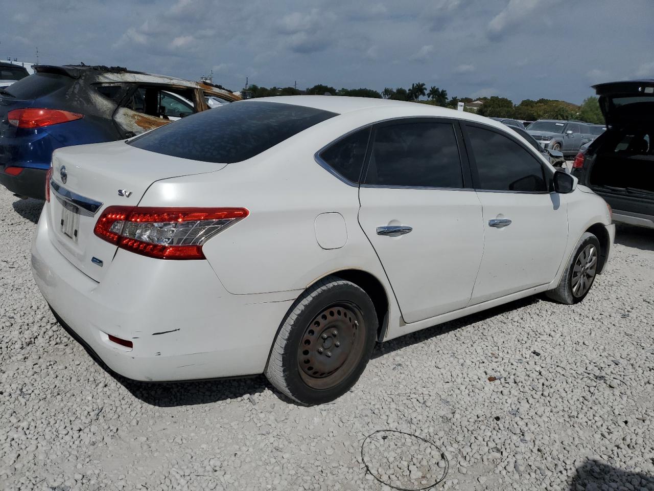 2013 Nissan Sentra - Image 3