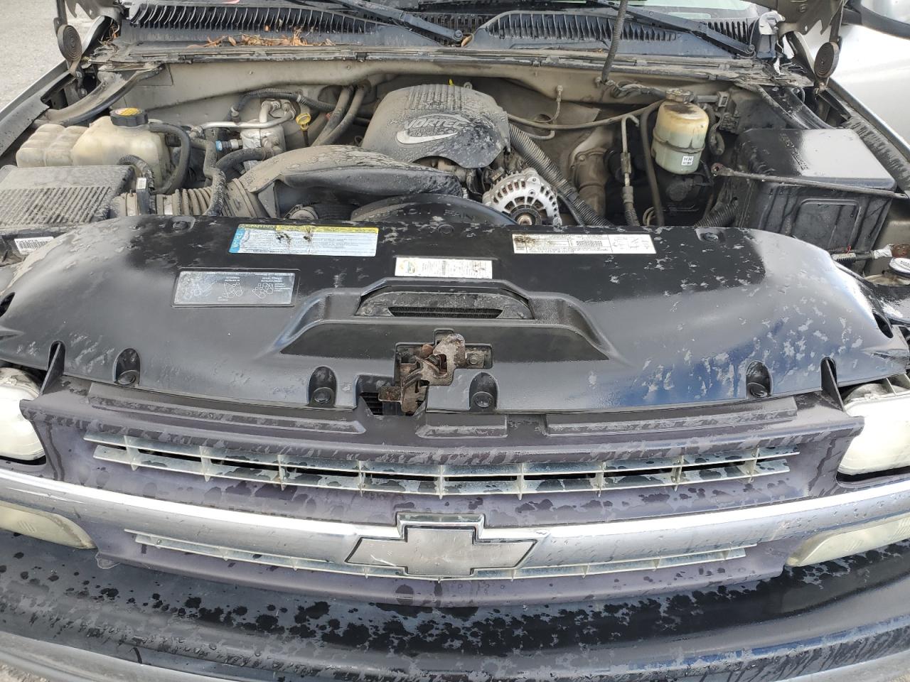 2001 Chevrolet Silverado - Image 11