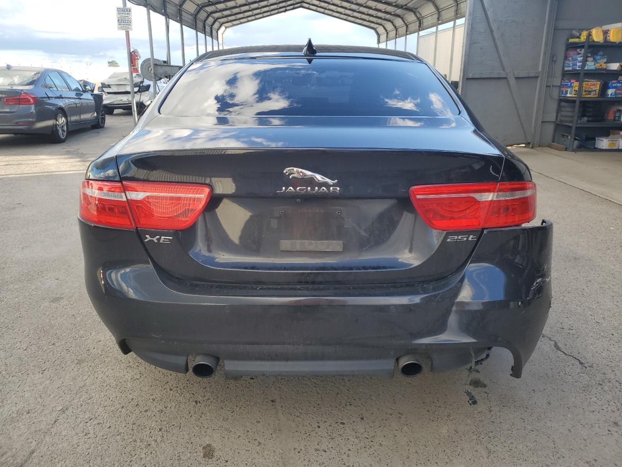 2017 Jaguar XE - Image 6