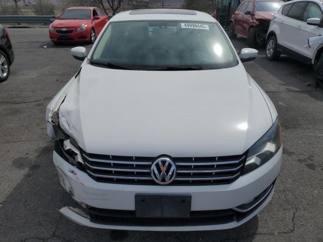  VOLKSWAGEN PASSAT 2014 Biały