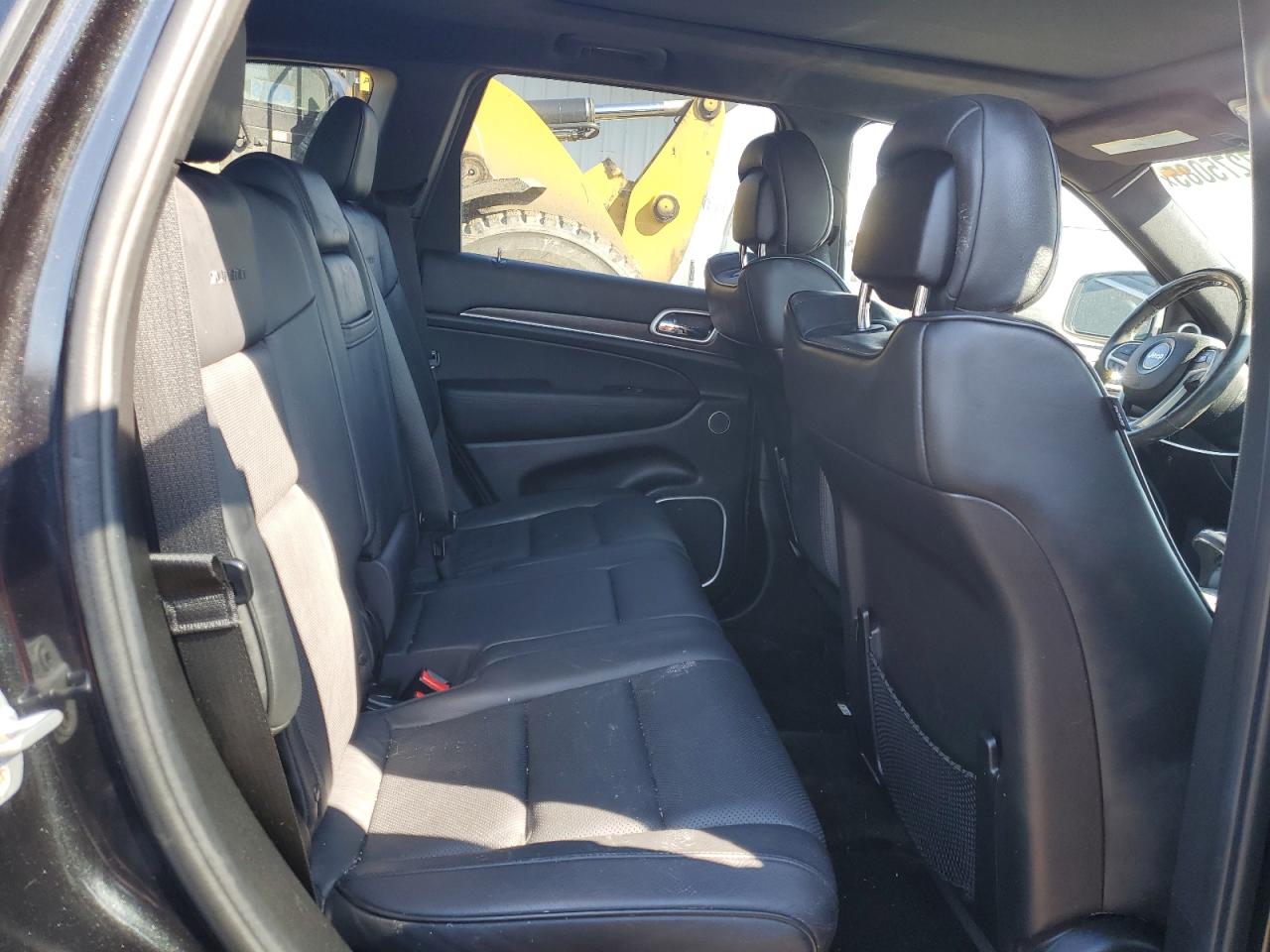 2014 Jeep Grand Cherokee - Image 11