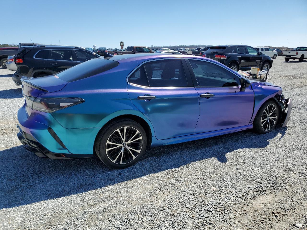 2019 Toyota Camry - Image 3
