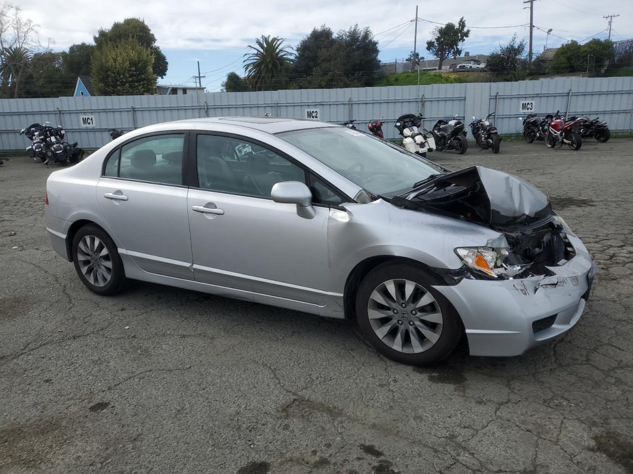 2010 Honda Civic - Image 4