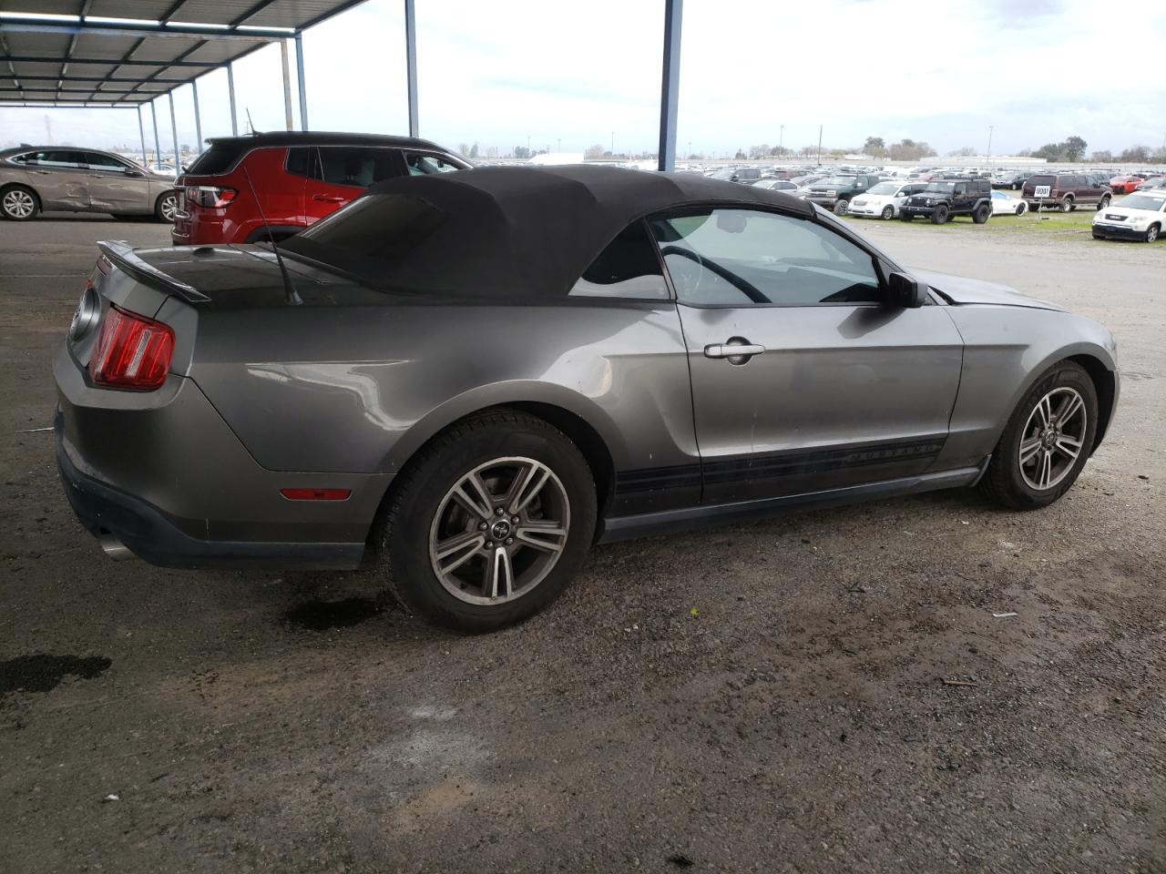 2010 Ford Mustang - Image 3