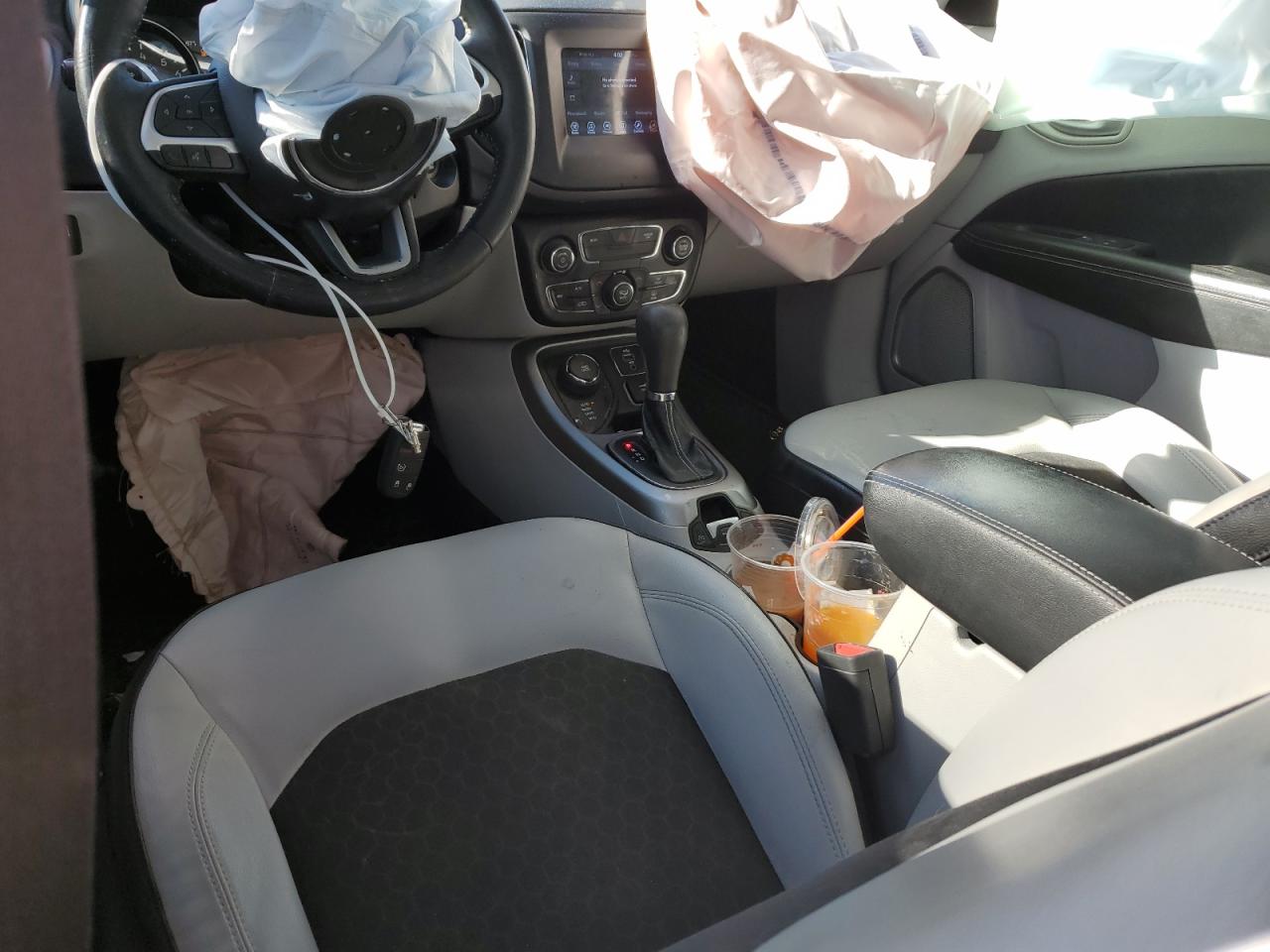 2018 Jeep Compass - Image 8