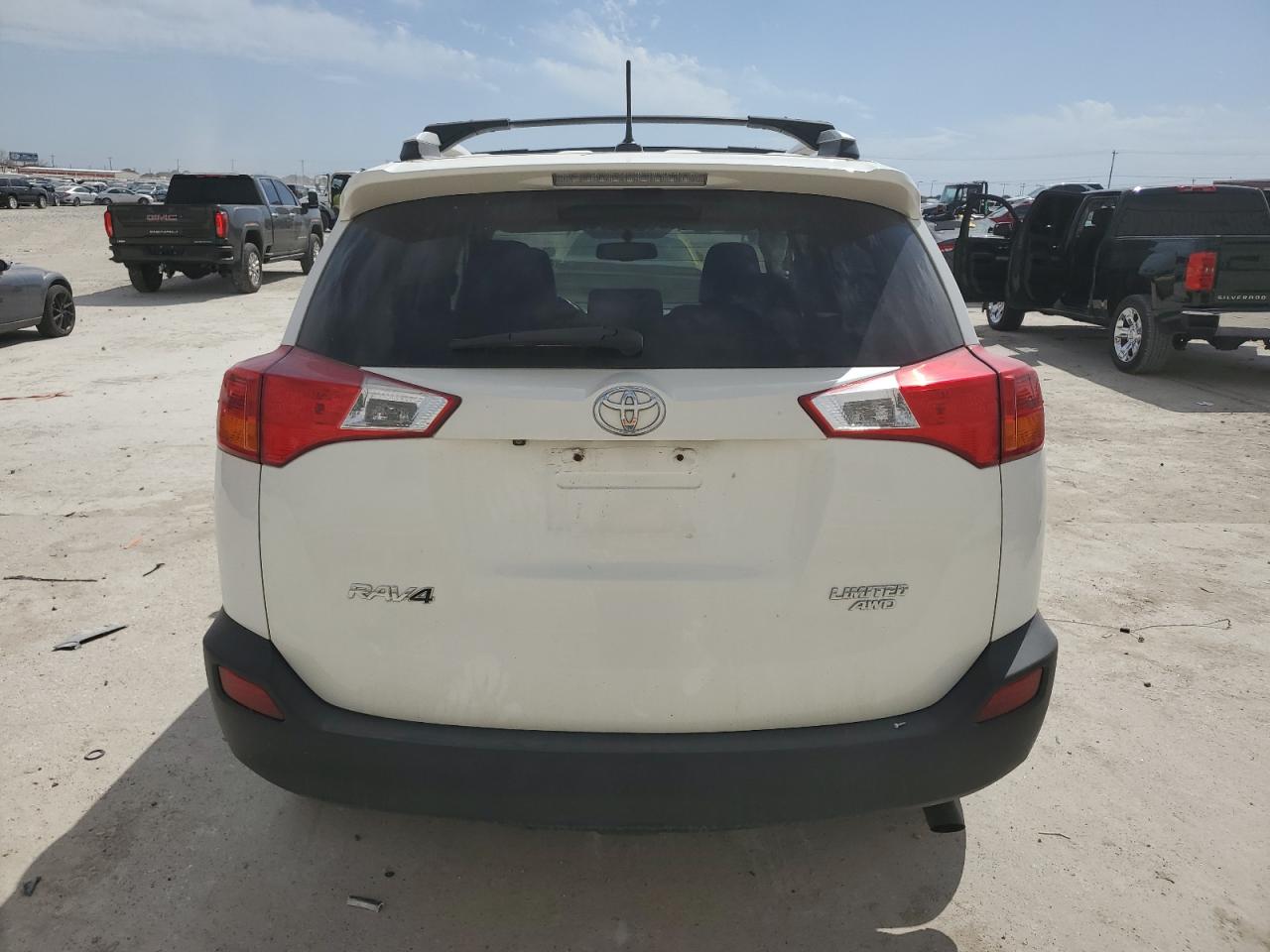 2013 Toyota RAV 4 - Image 6