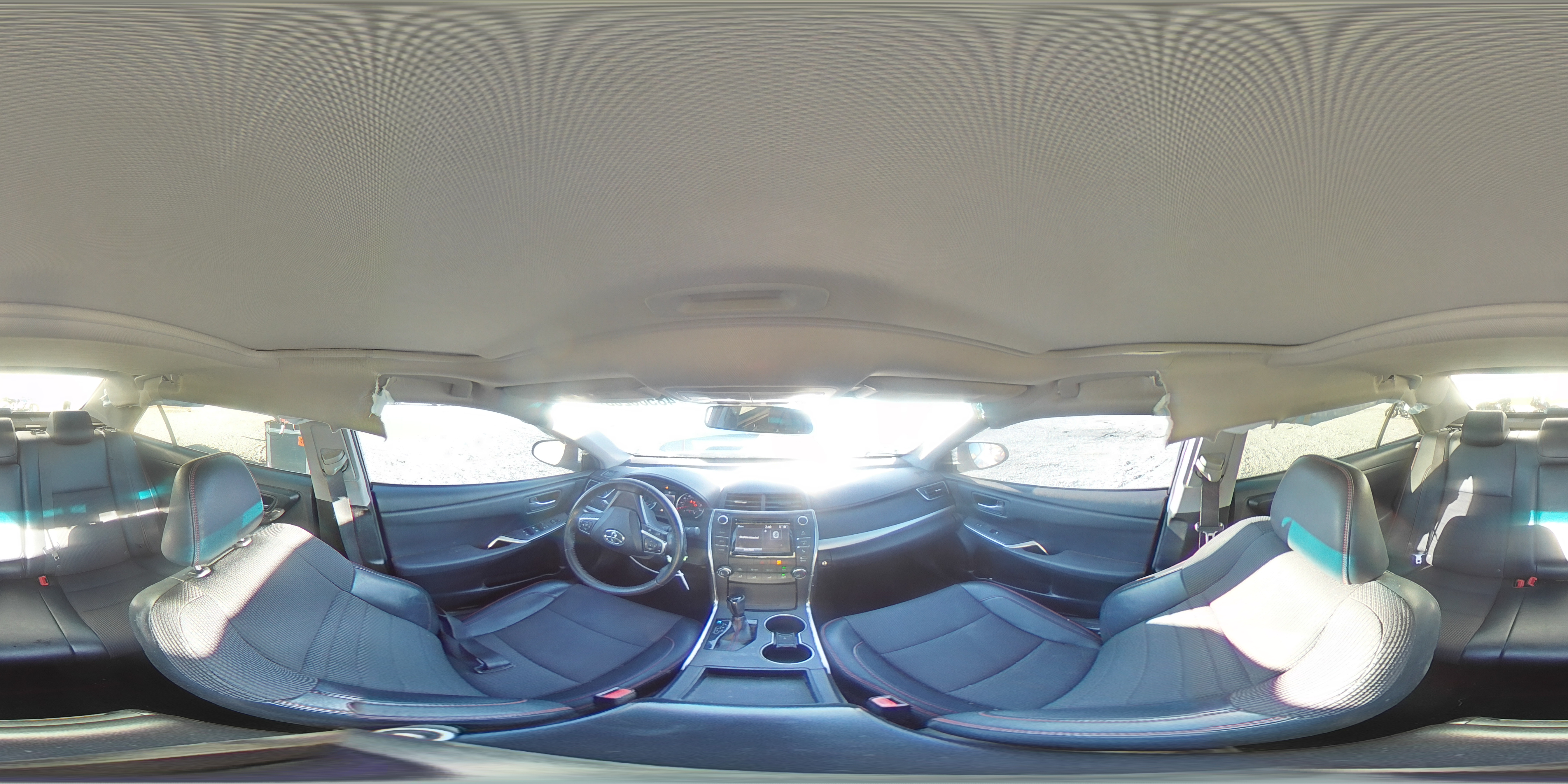 2016 Toyota Camry - Image 12