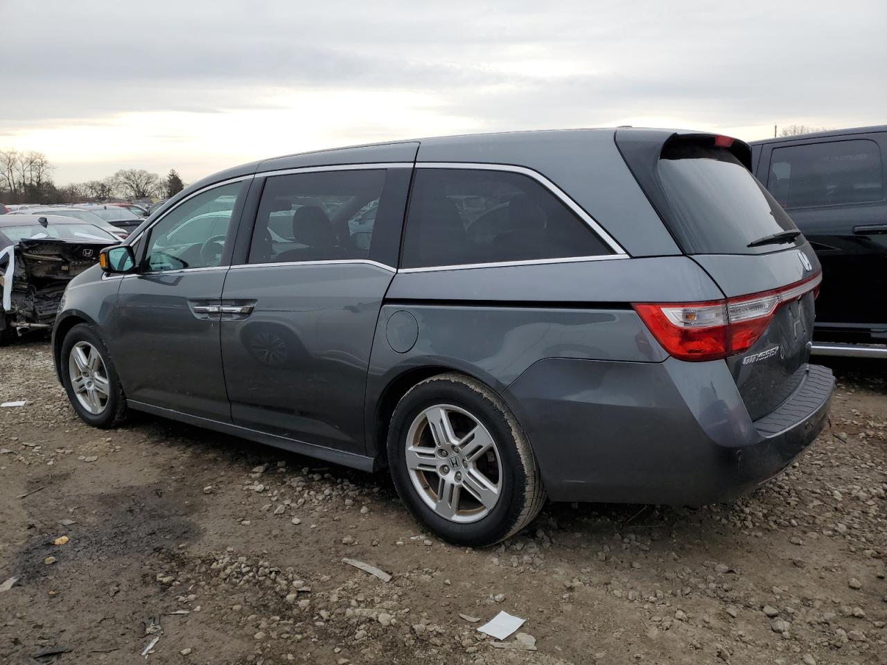 2013 Honda Odyssey - Image 2