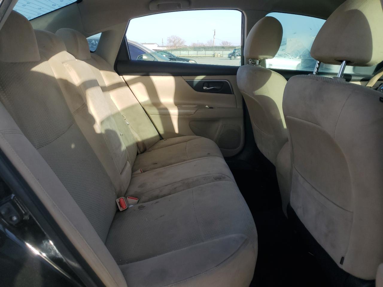 2015 Nissan Altima - Image 10