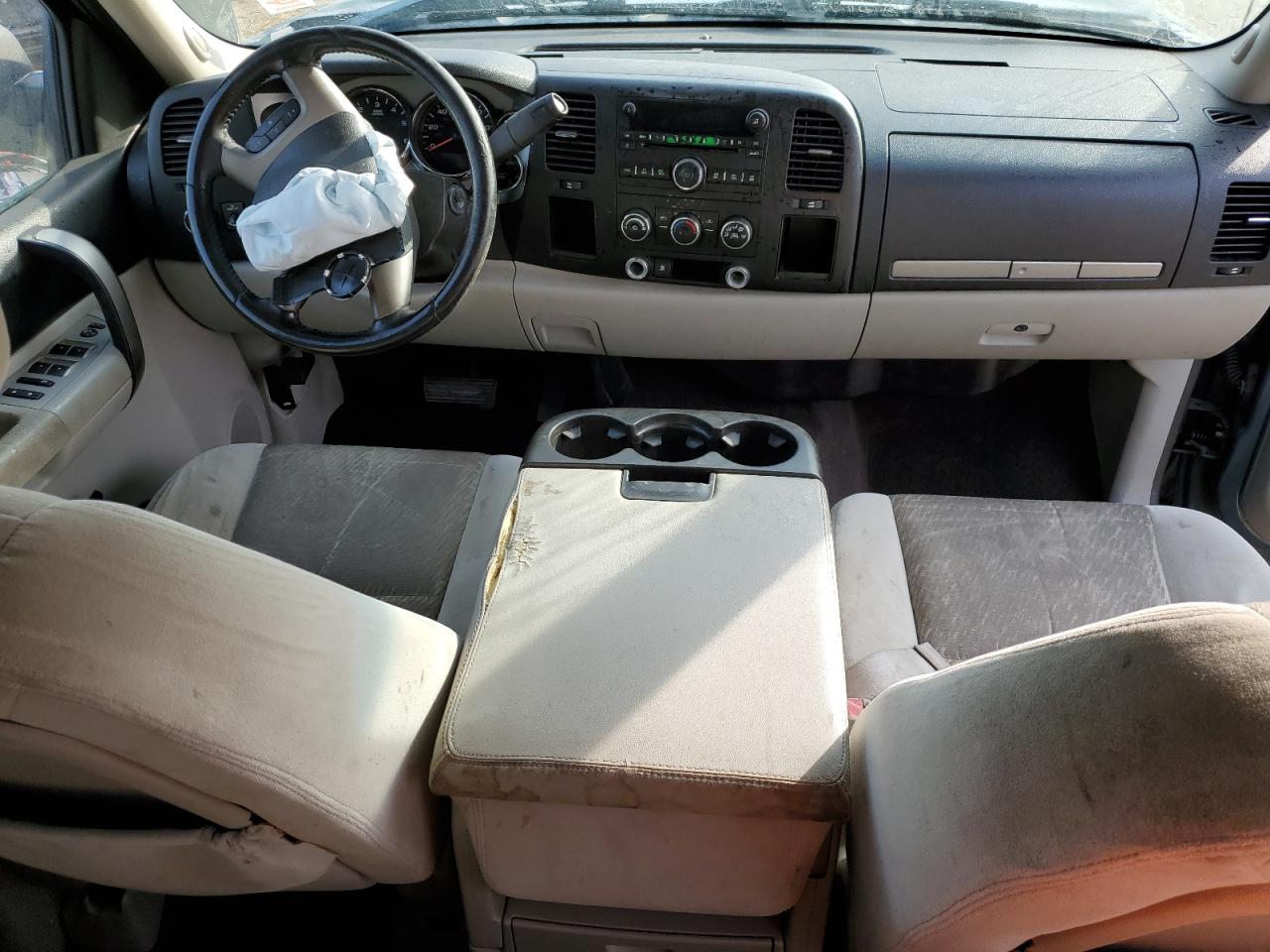 2009 Chevrolet Silverado - Image 8