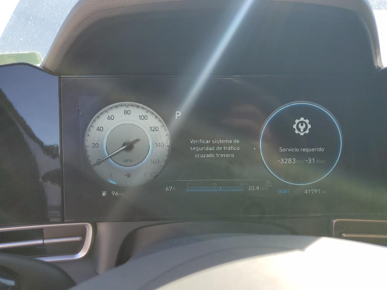 2023 Hyundai Elantra - Image 9