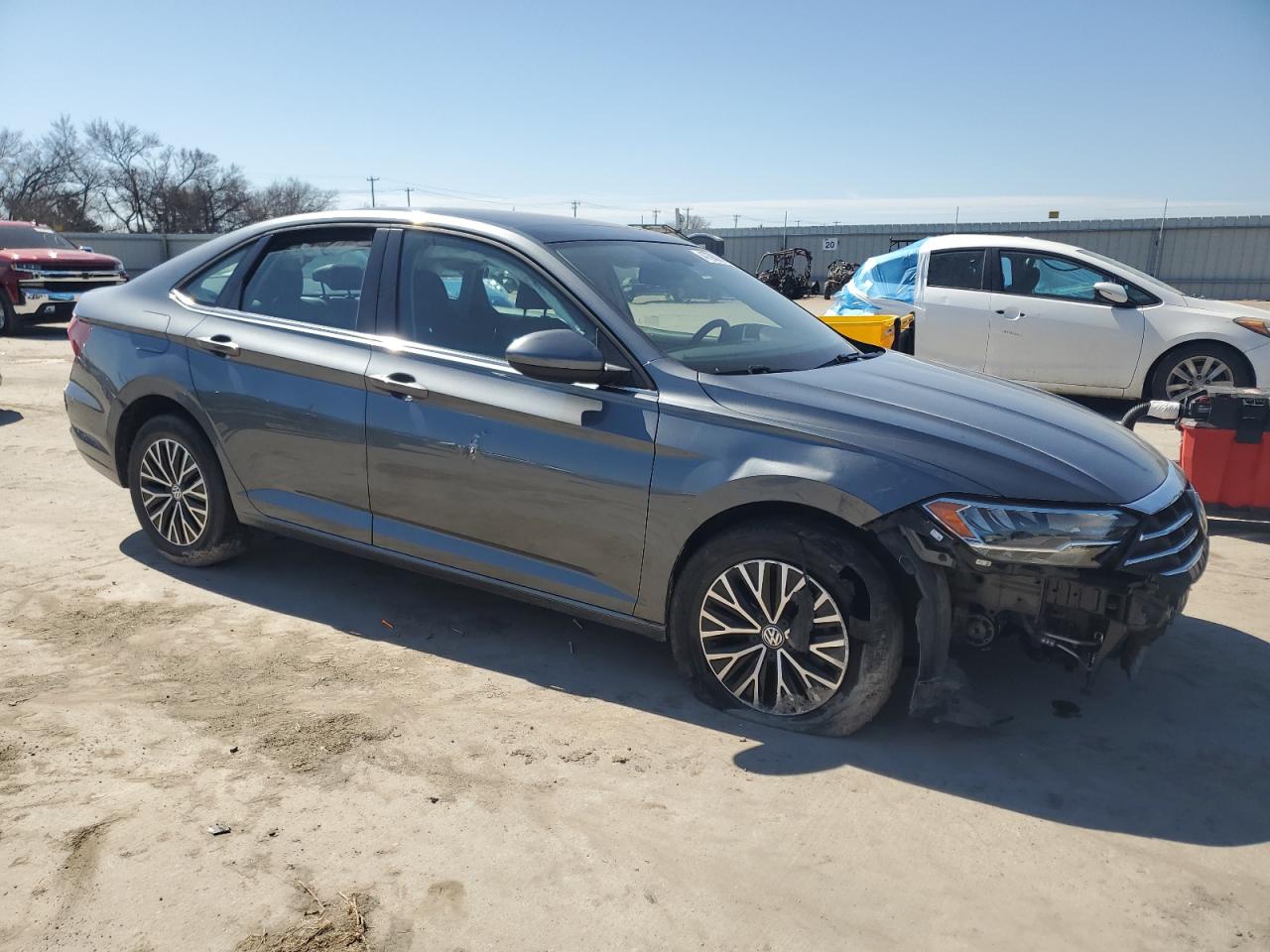 2019 Volkswagen Jetta - Image 4