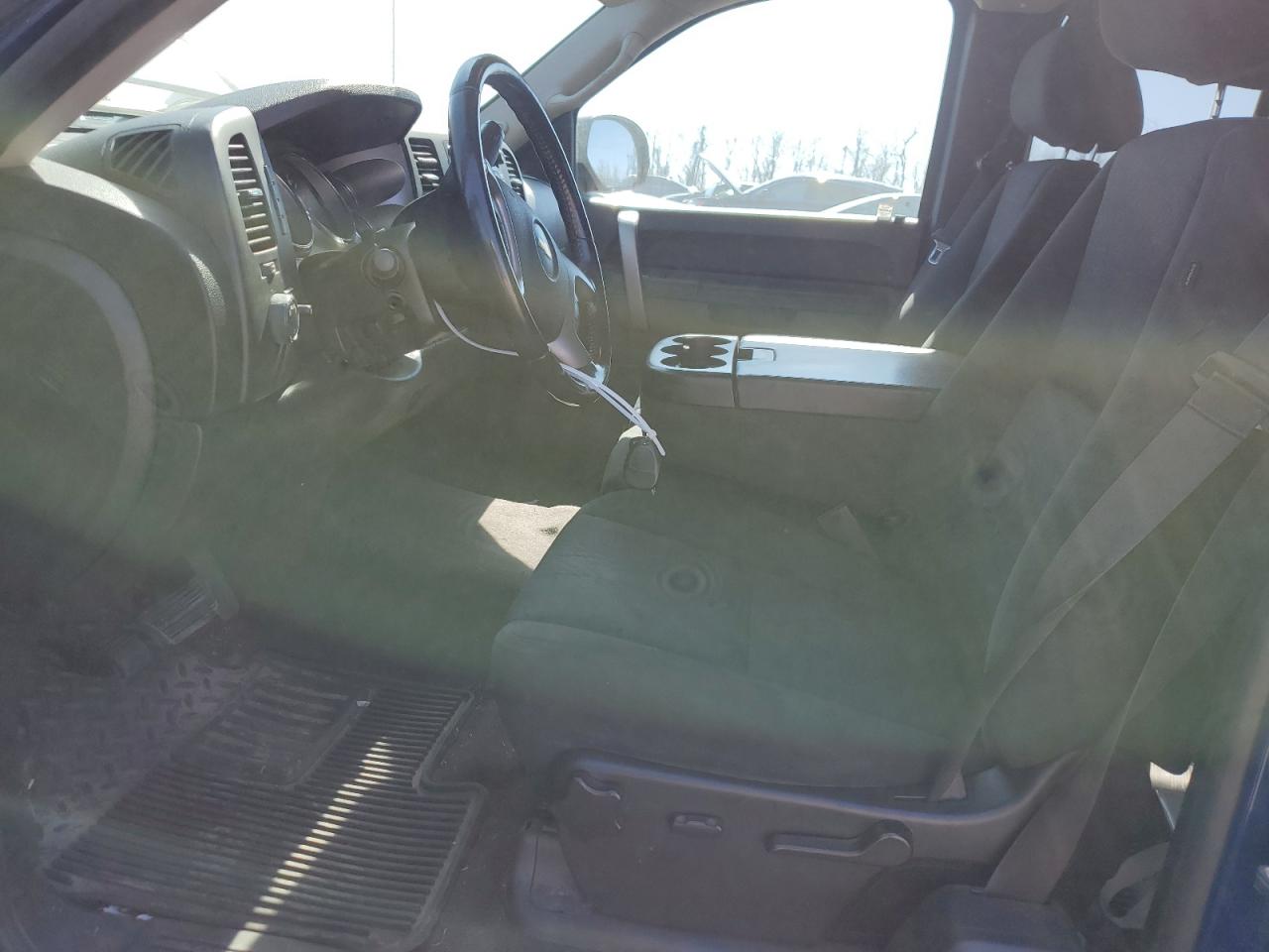 2013 Chevrolet Silverado - Image 7