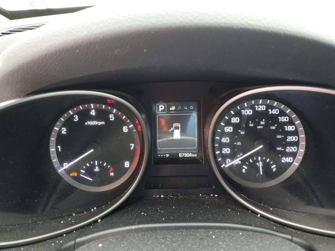 2017 Hyundai Santa Fe - Image 9