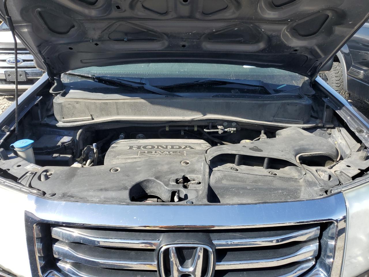 2014 Honda Pilot - Image 11