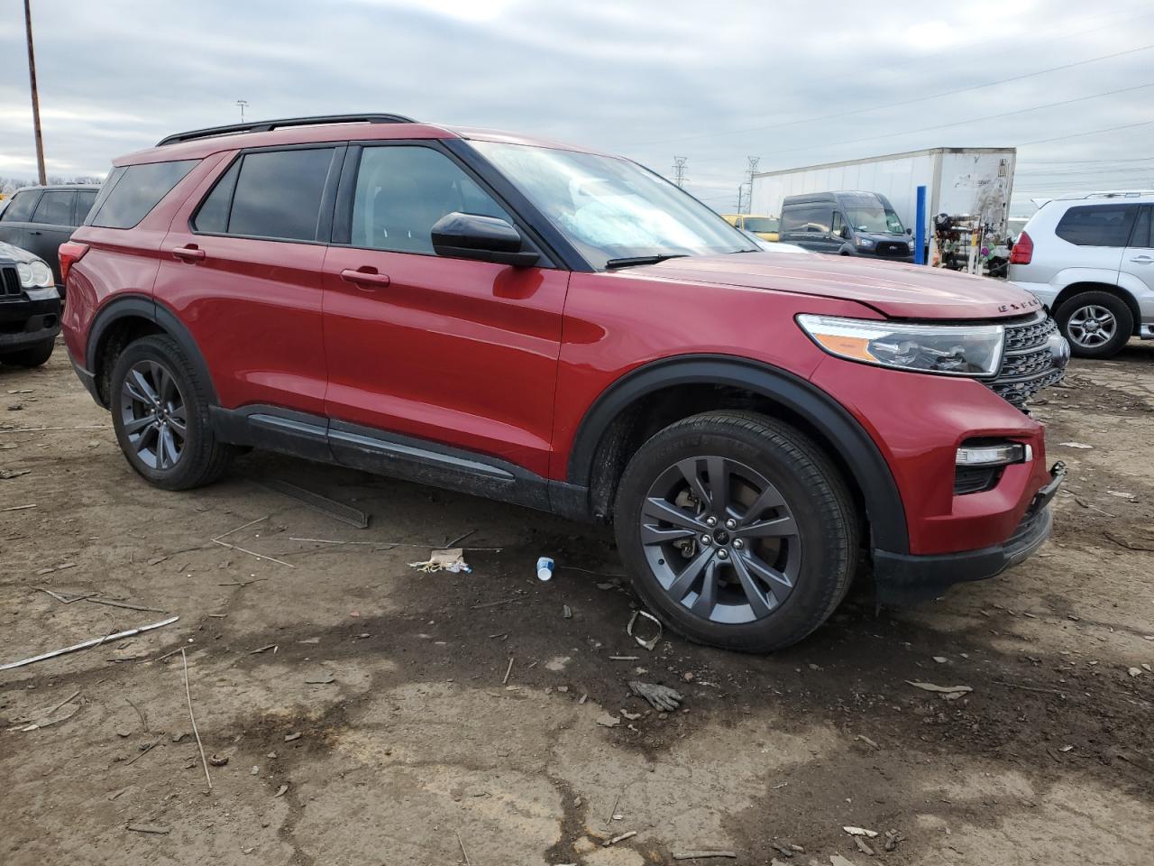 2023 Ford Explorer - Image 4