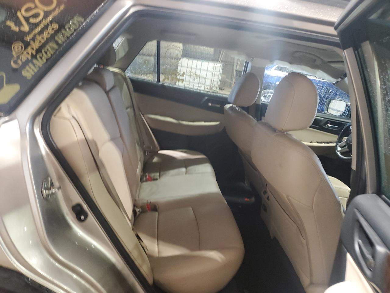2015 Subaru Outback - Image 10