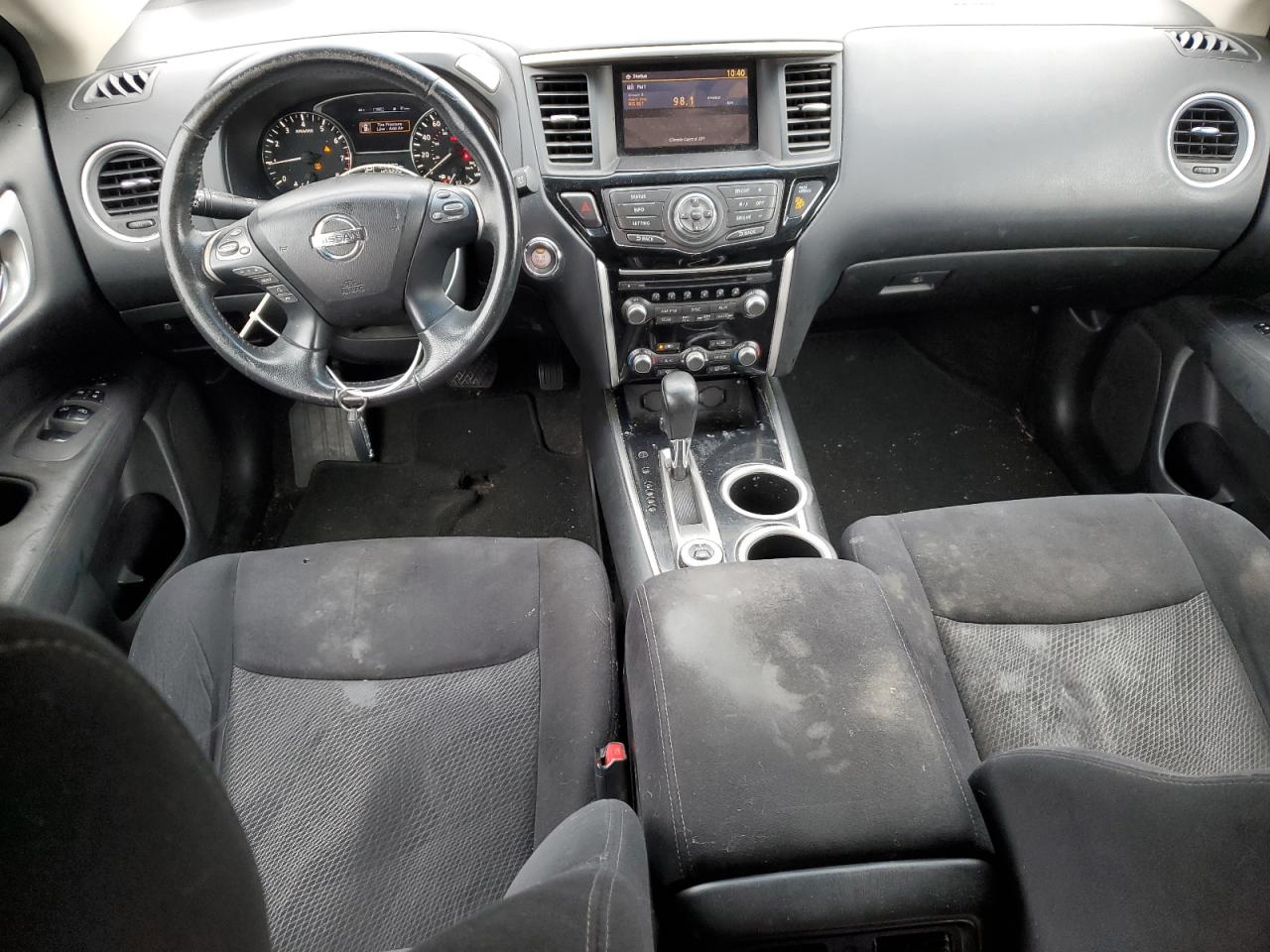 2015 Nissan Pathfinder - Image 8