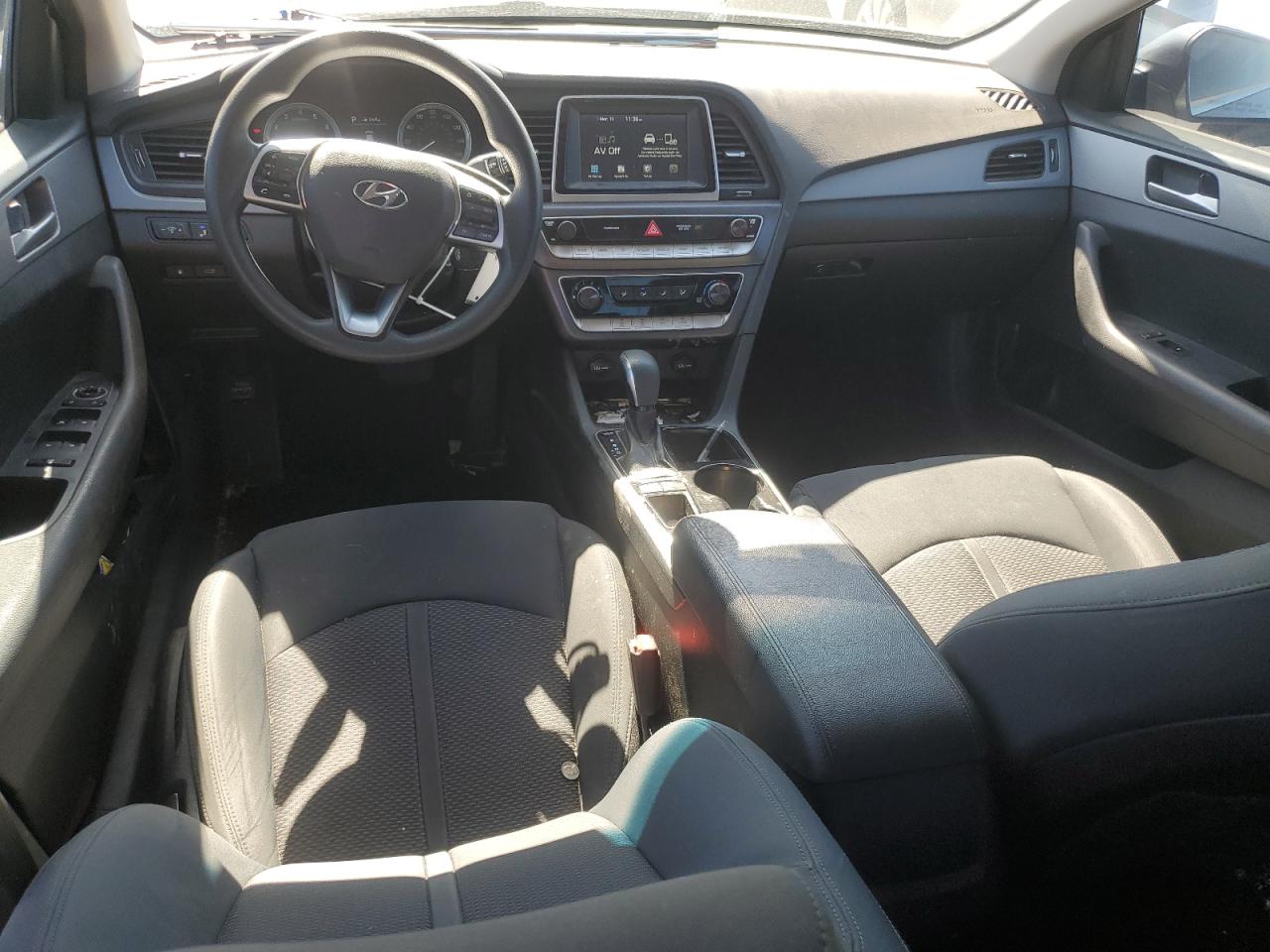 2019 Hyundai Sonata - Image 8