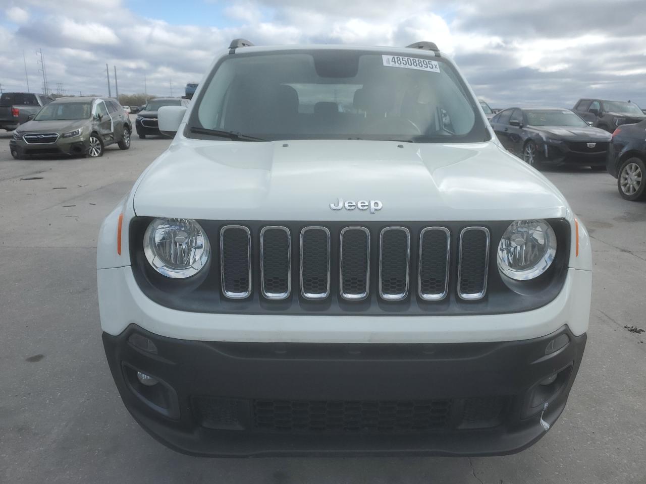 2017 Jeep Renegade - Image 5
