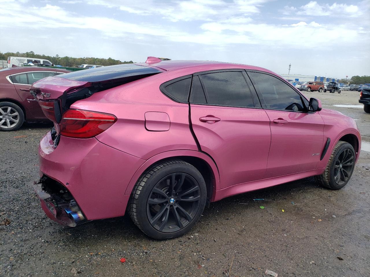 2019 BMW X6 - Image 3