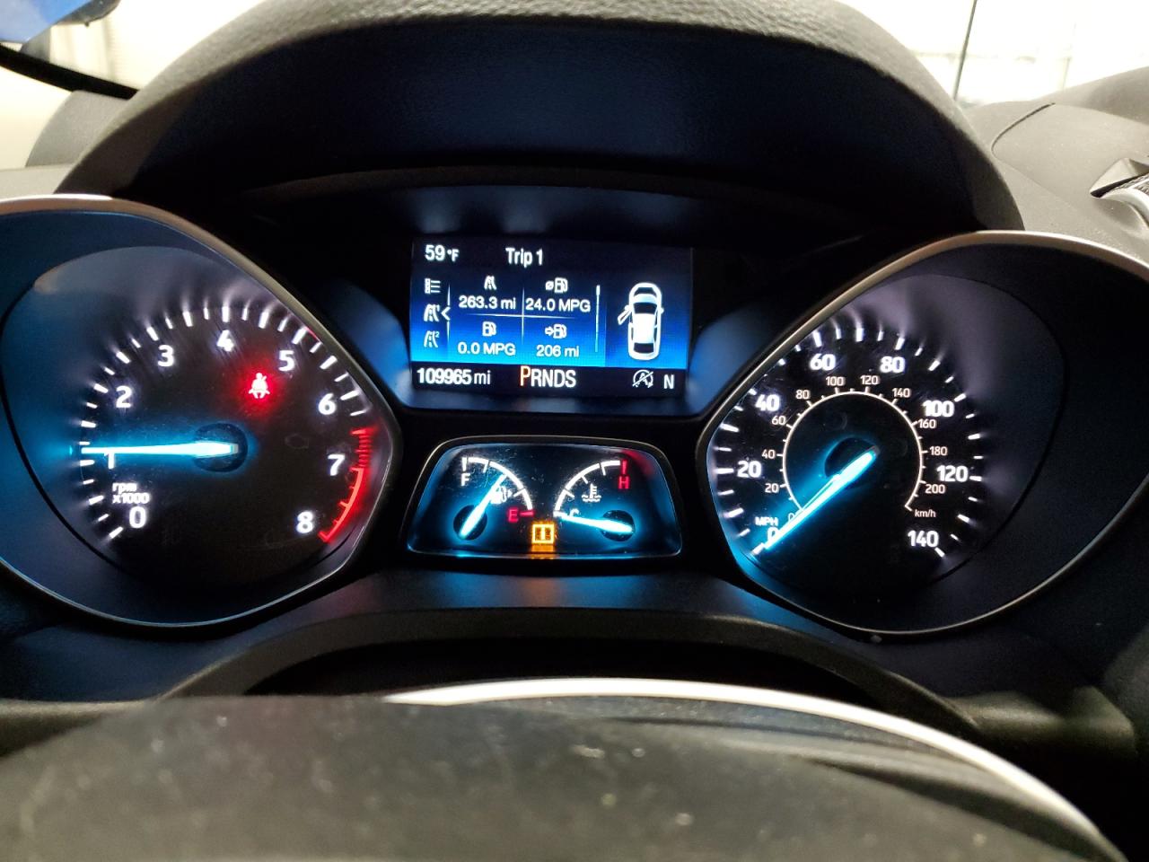 1fmcu0g99hud46182 1FMCU0G99HUD46182 2017 Ford Escape Se