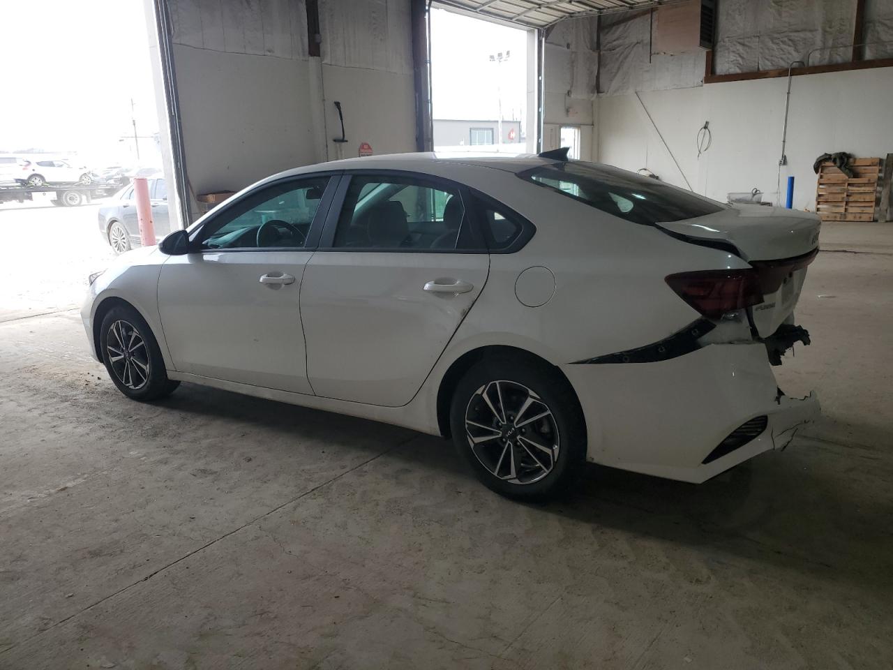 2023 Kia Forte - Image 2