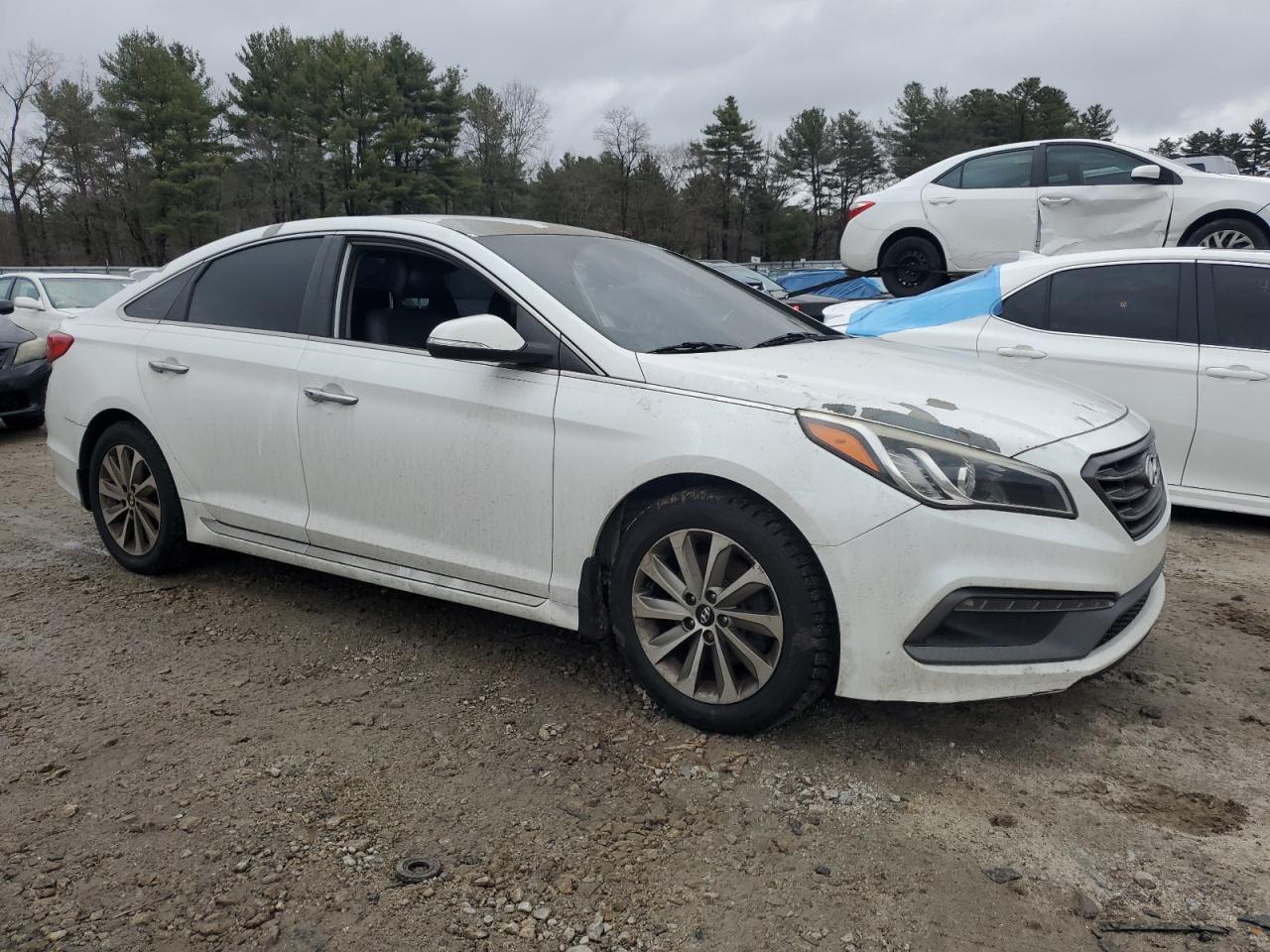 2015 Hyundai Sonata - Image 4