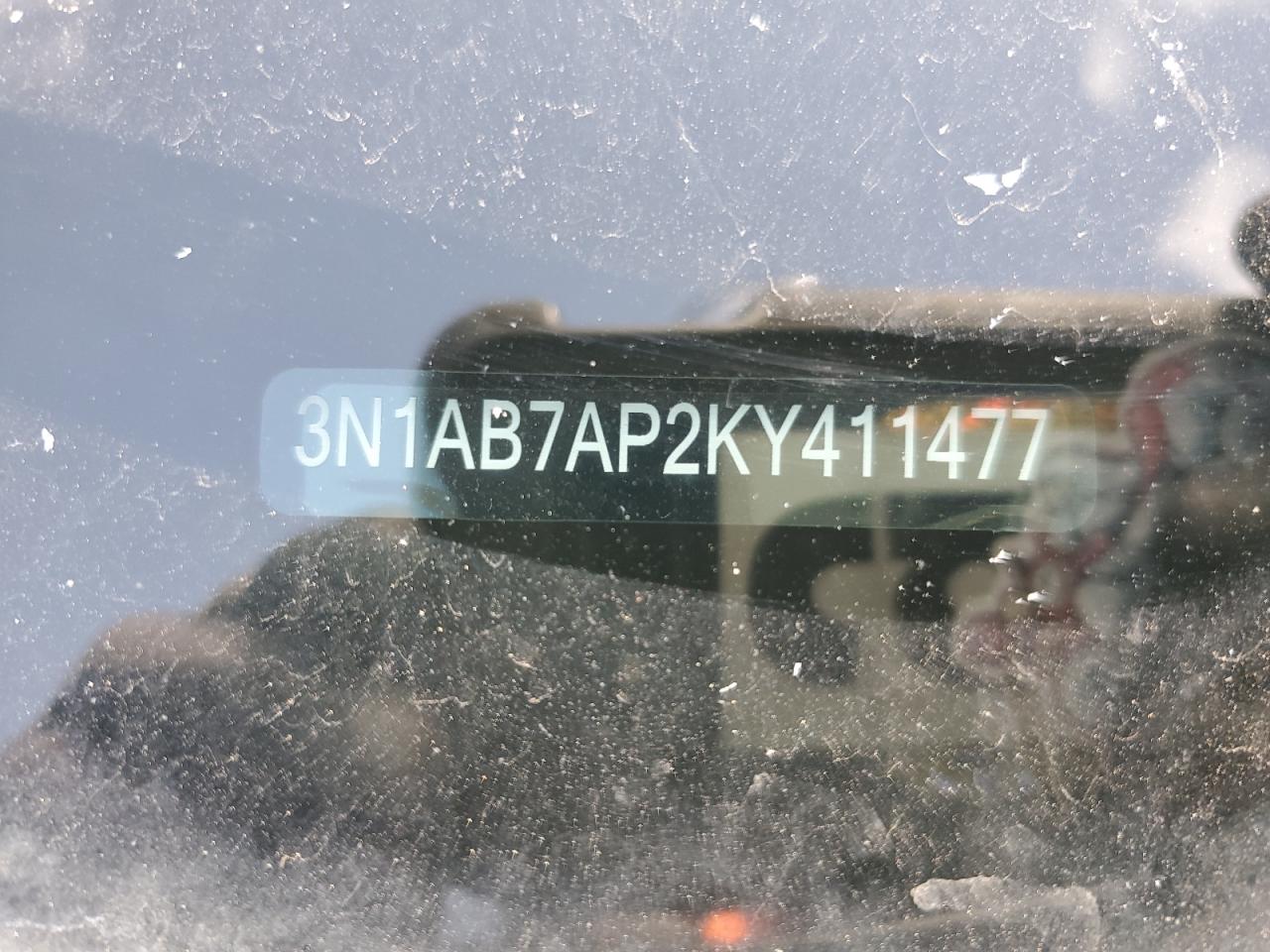 2019 Nissan Sentra - Image 12