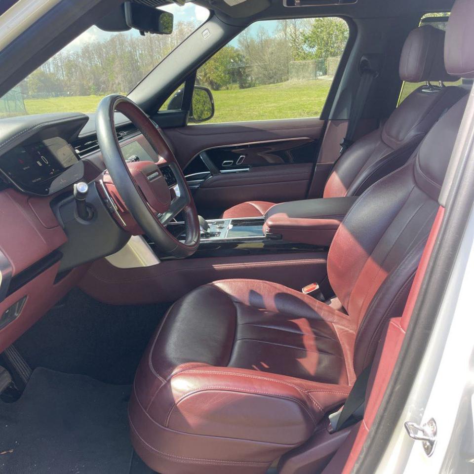 2023 Land Rover Range Rover - Image 5