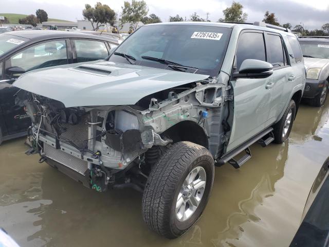 2023 Toyota 4Runner Se